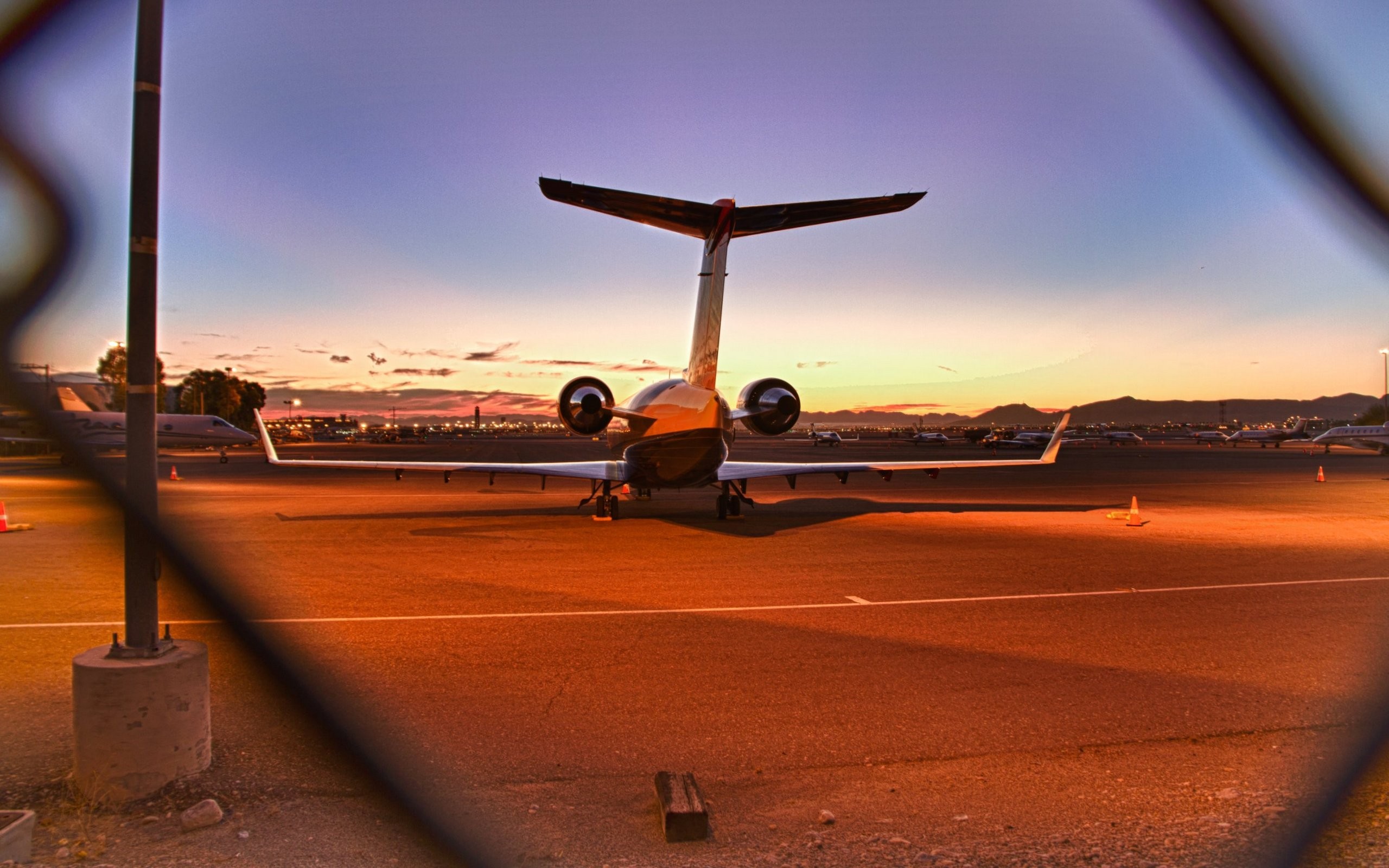 Photography Landscape Urban City Airplane Passenger Aircraft Jet Fighter Sunset Airport 2560x1600