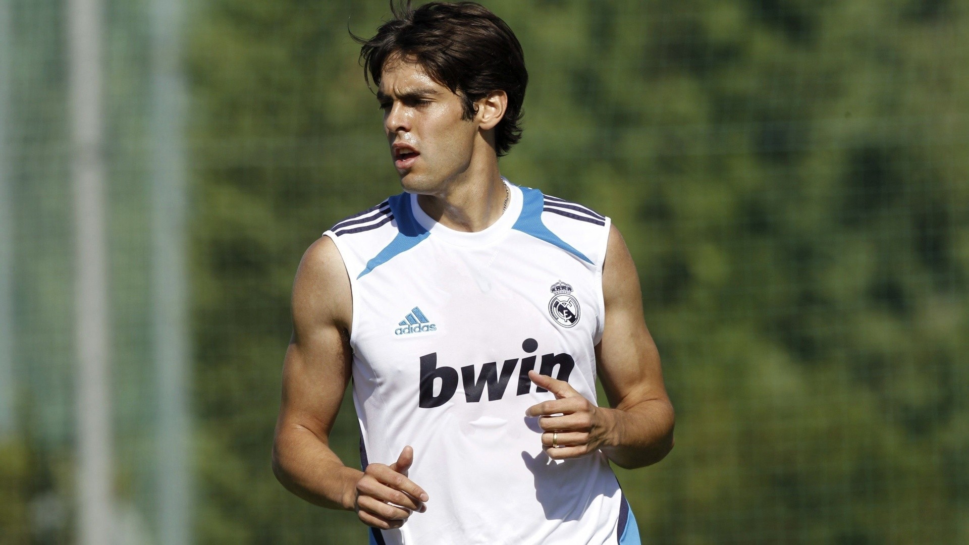 Real Madrid Kaka Men Soccer 1920x1080