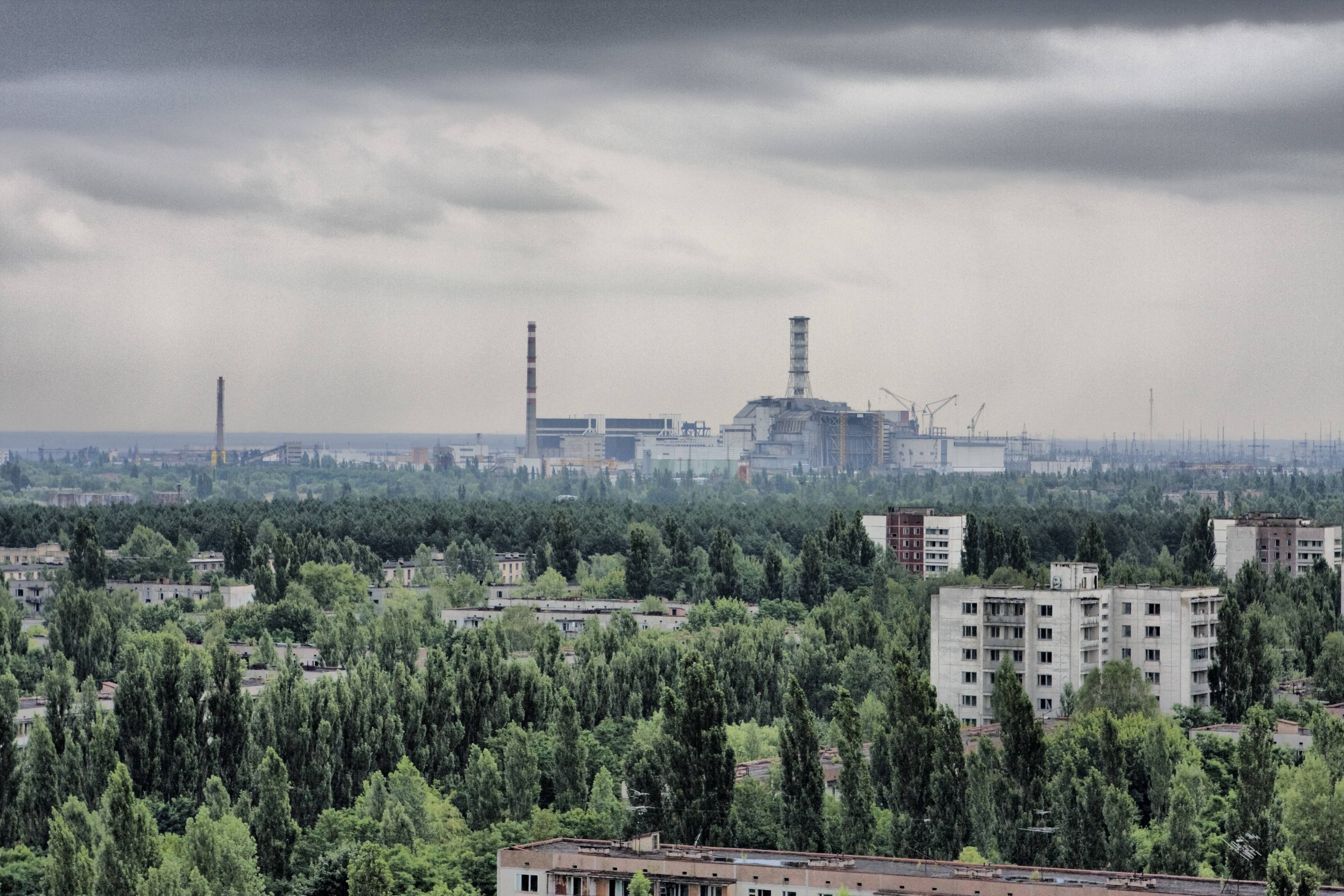 Ruin Landscape Pripyat Chernobyl 3888x2592