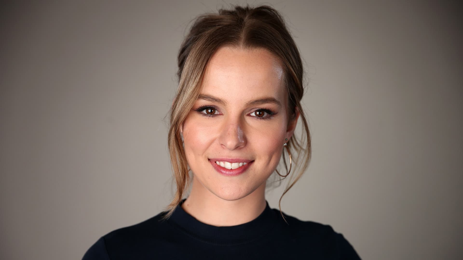 Bridgit Mendler Singer Brunette Brown Eyes Smile Face 1920x1080