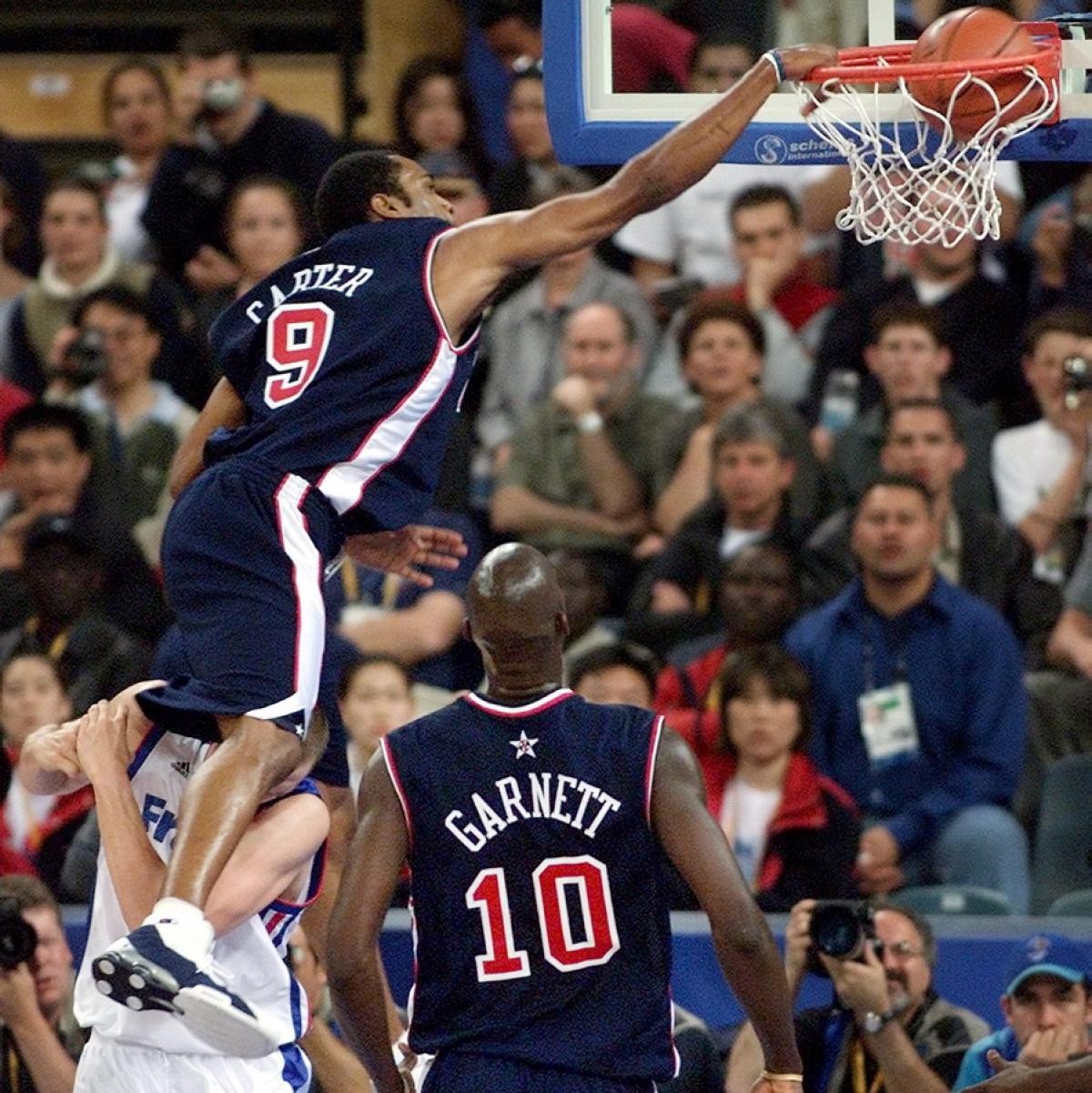 Vince Carter NBA Basketball Dunks Hoop 1200x1201