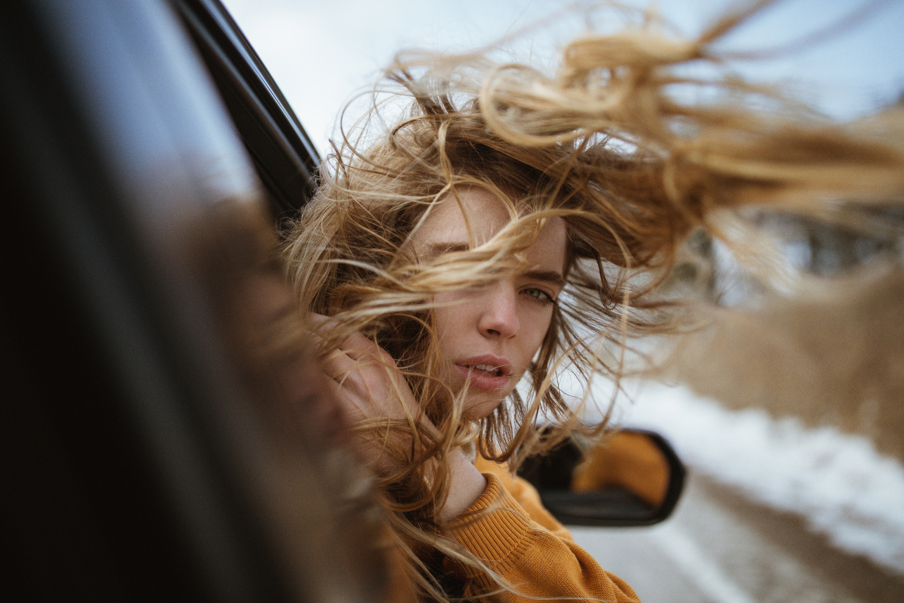 Jesse Herzog Women Marta Piekarz Long Hair Windy Polish Women Hair Blowing In The Wind 1800x1200