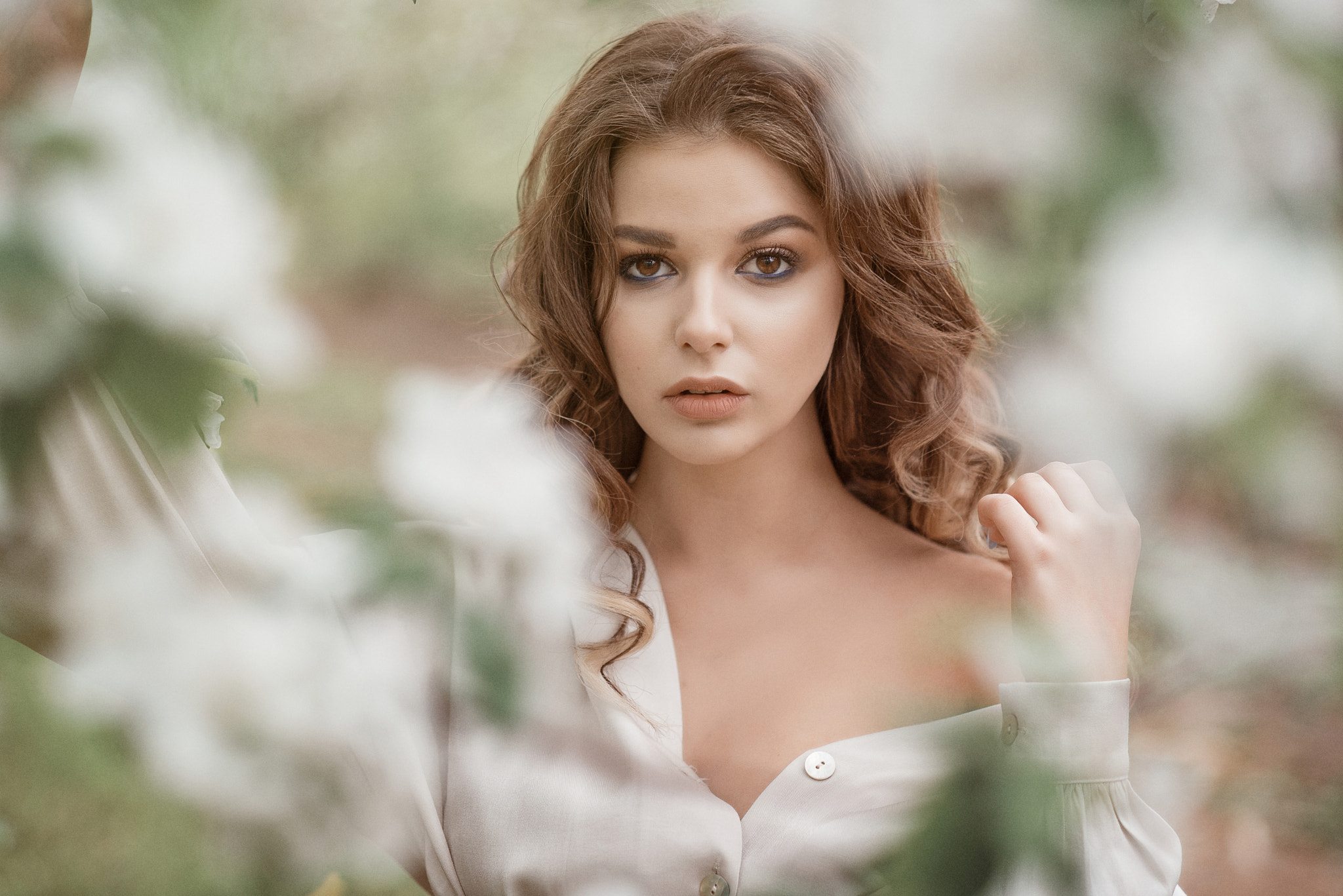 Women Brunette Women Outdoors Long Hair Brown Eyes Wavy Hair Face Portrait Bokeh Eyeshadow Igor 8382