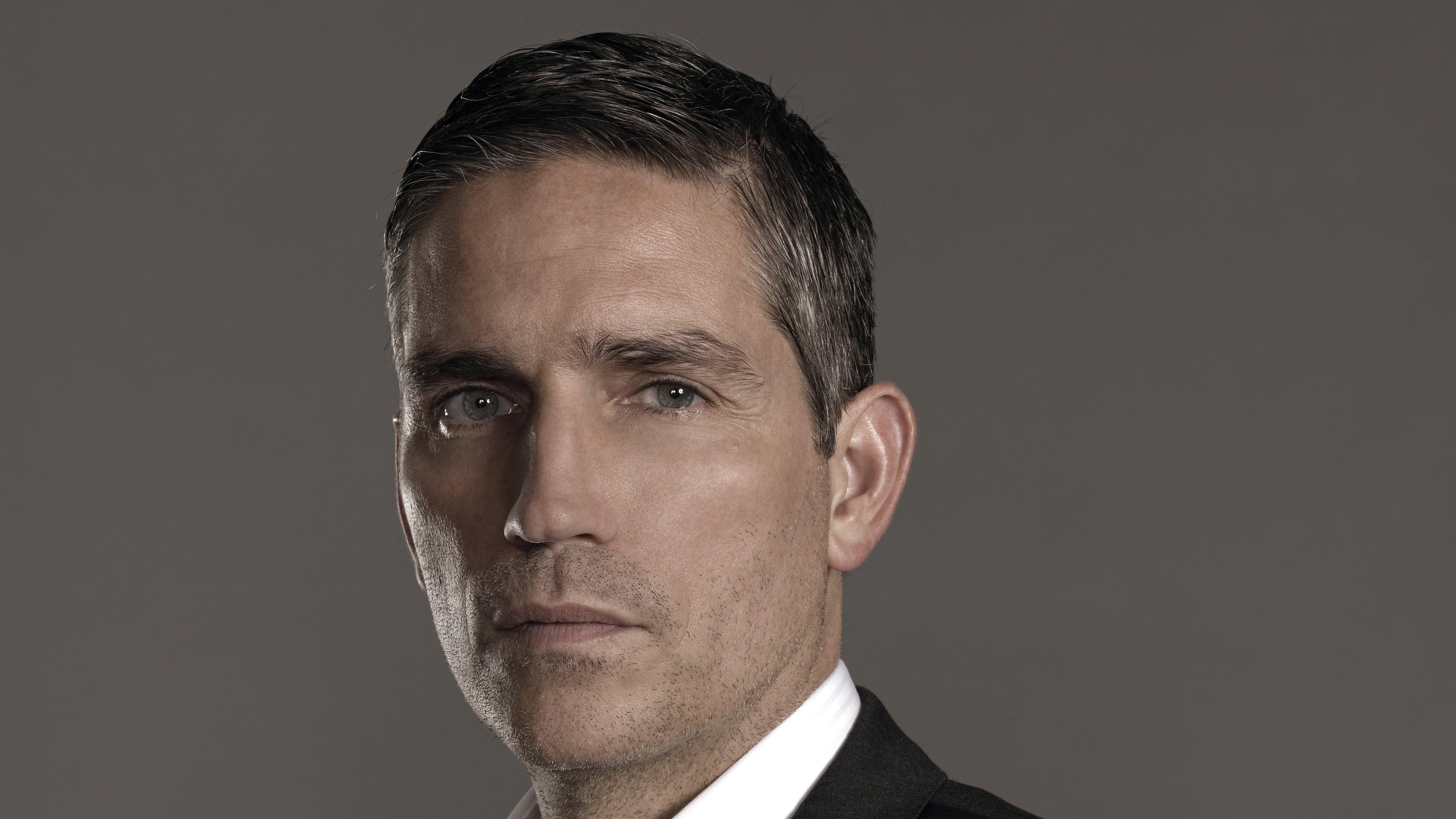 Jim Caviezel 4900x2756