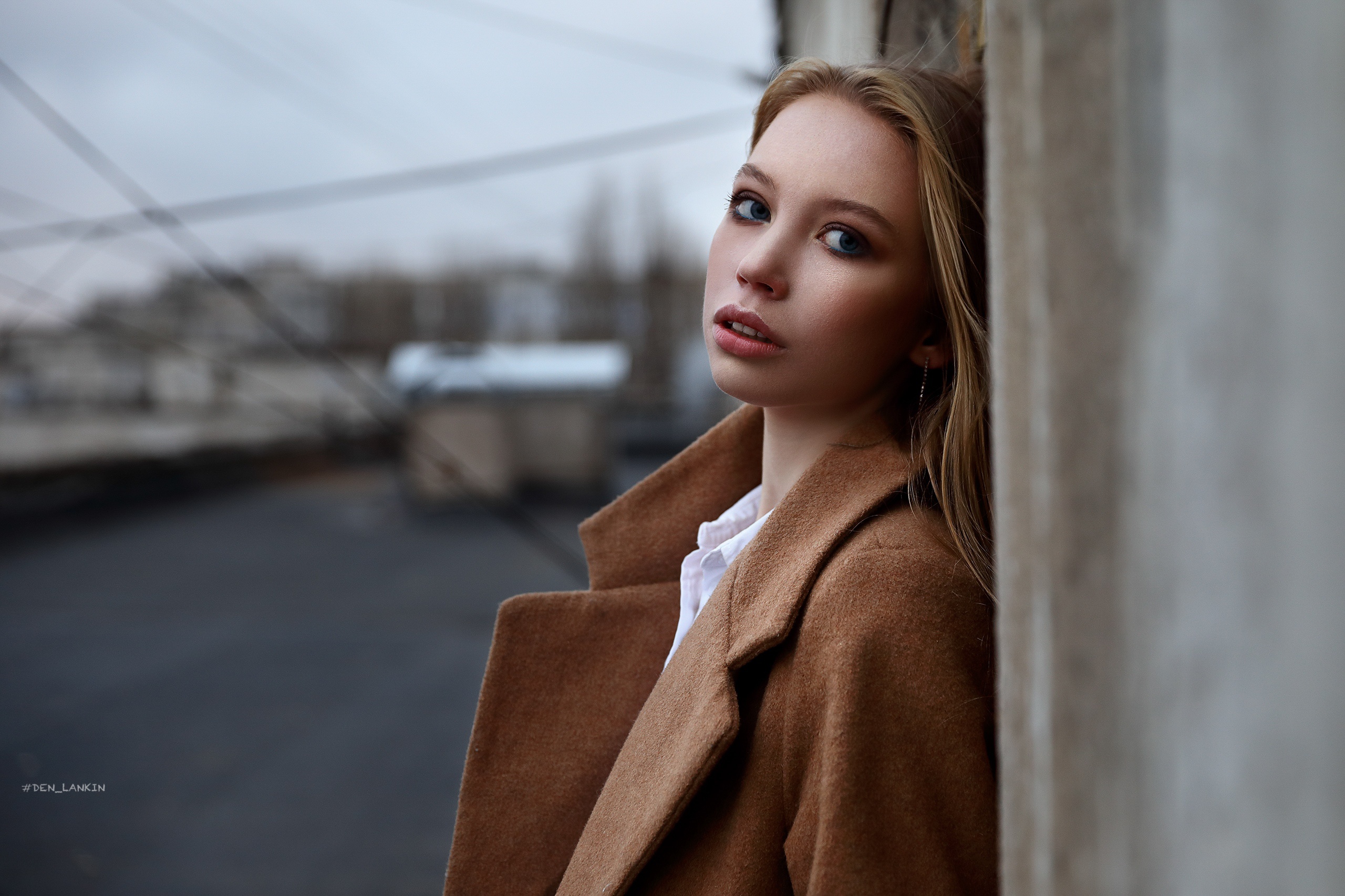 Denis Lankin Model Women Blonde Dark Eyes Long Hair Straight Hair Coats Looking At Viewer Portrait P 2560x1707