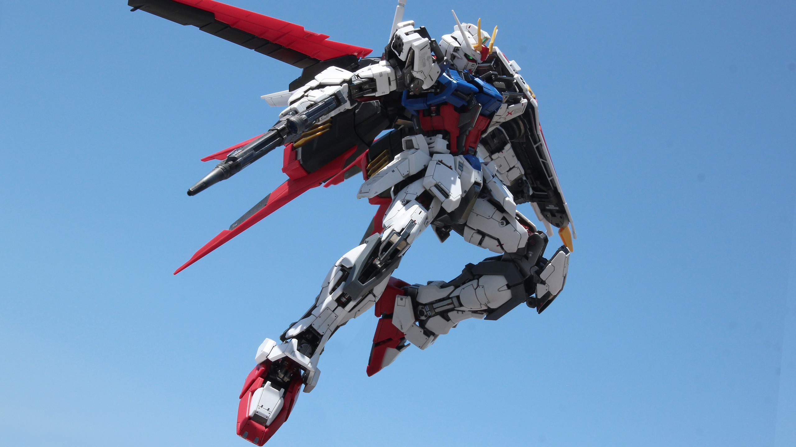 Mobile Suit Gundam Gundam Gundam Aile Strike Master Grade Mech Josh Darrah Gunpla Mobile Suit Gundam 2560x1440