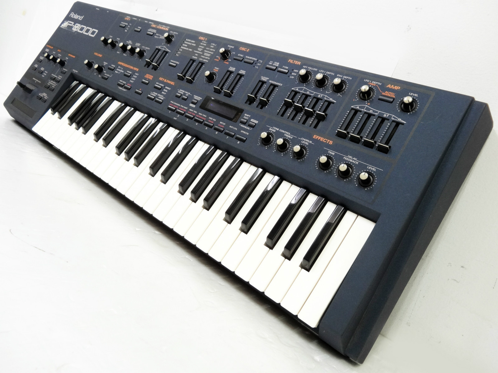 Music Keyboard 1600x1200