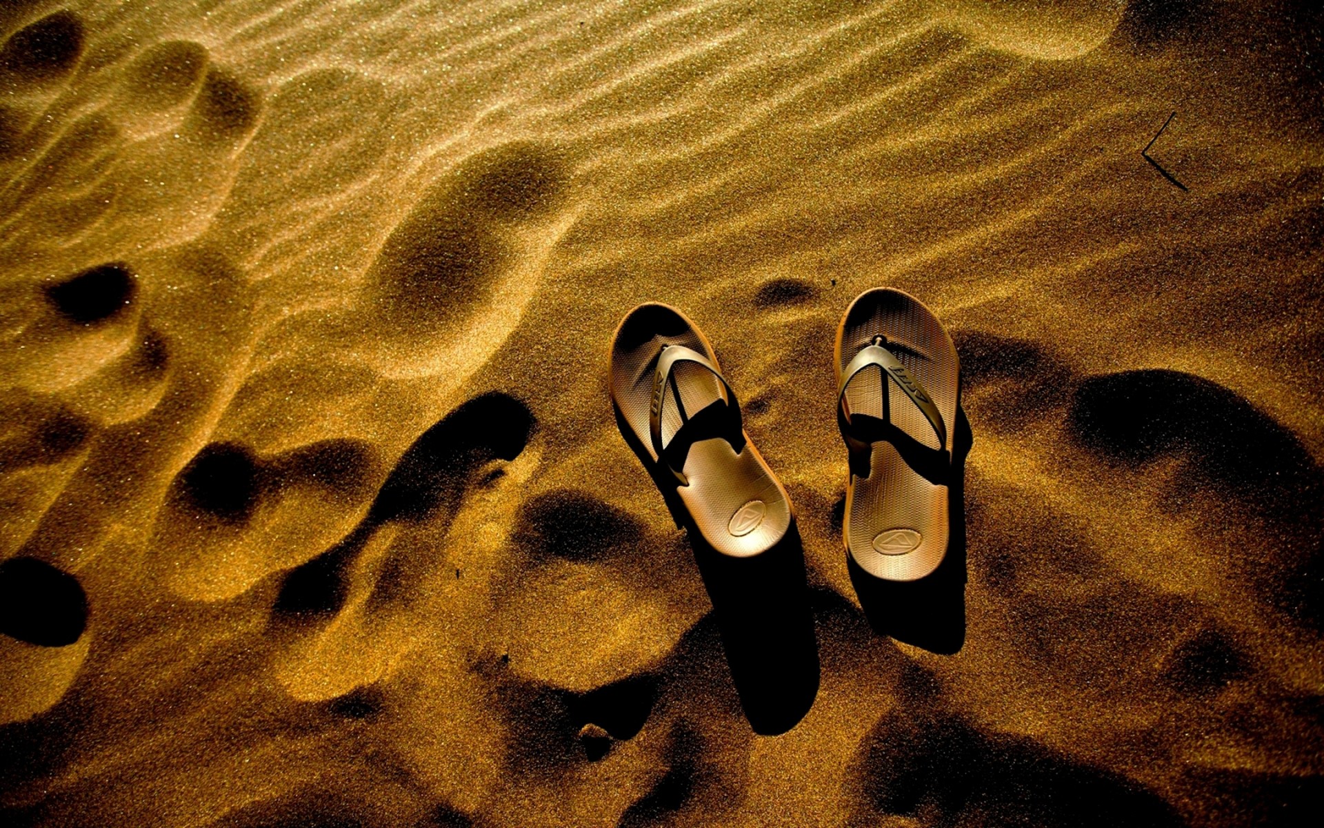 Sand Shoes Footprints 1920x1200