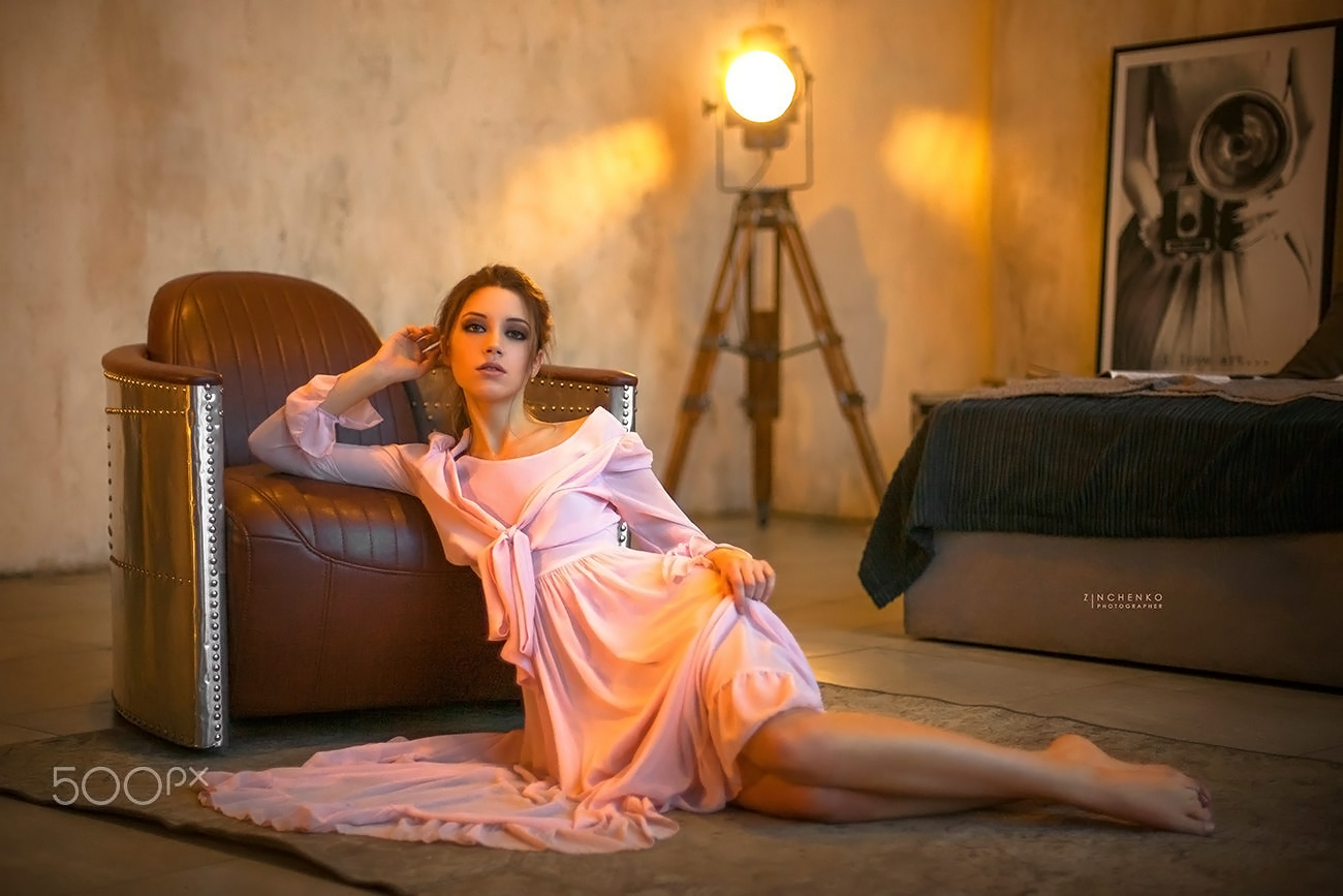 Irina Zinchenko Women Ksenia Kokoreva Brunette Makeup Looking At Viewer Dress Pink Clothing Barefoot 1300x867