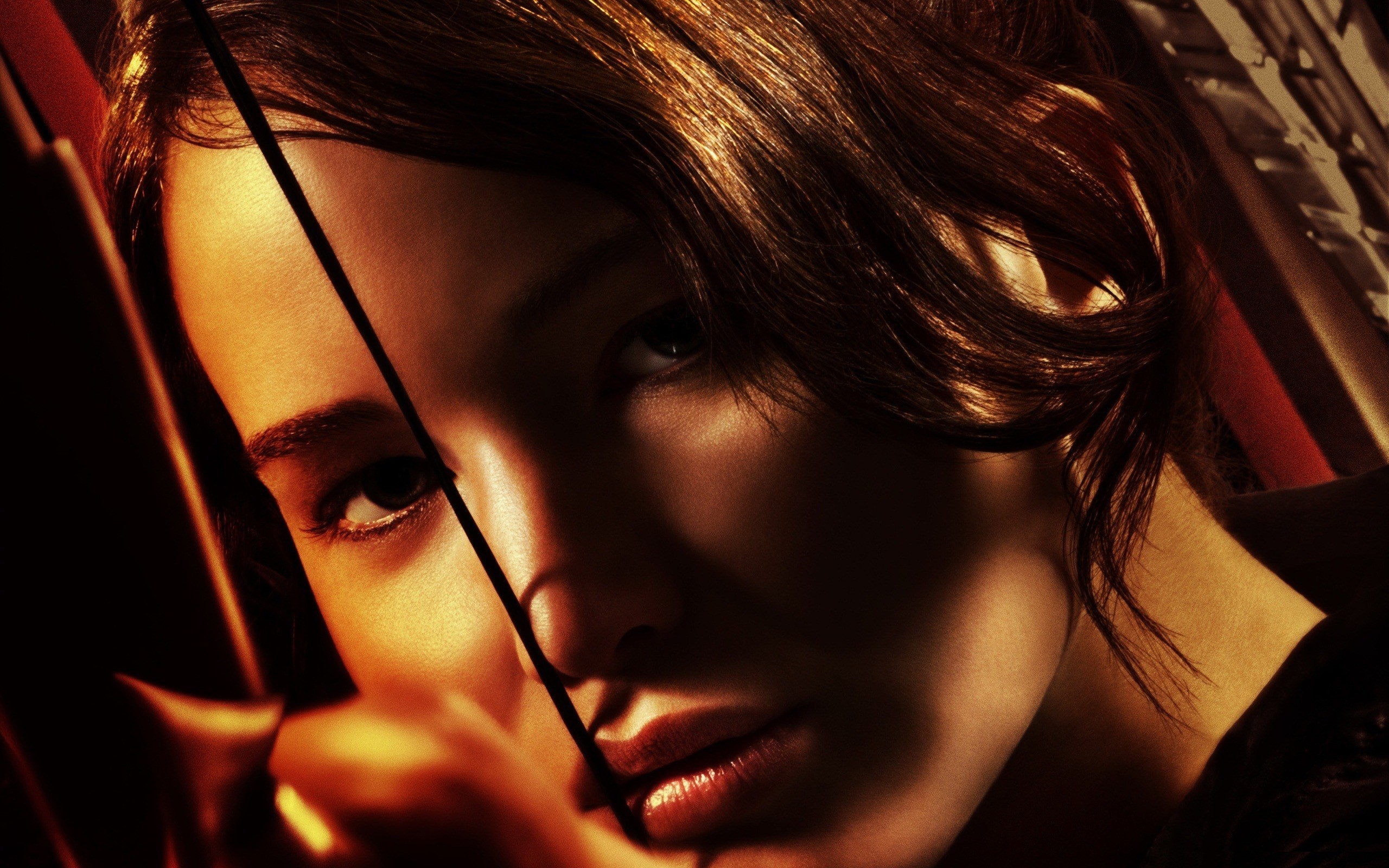 Women Face The Hunger Games Bow Archery Jennifer Lawrence 2560x1600