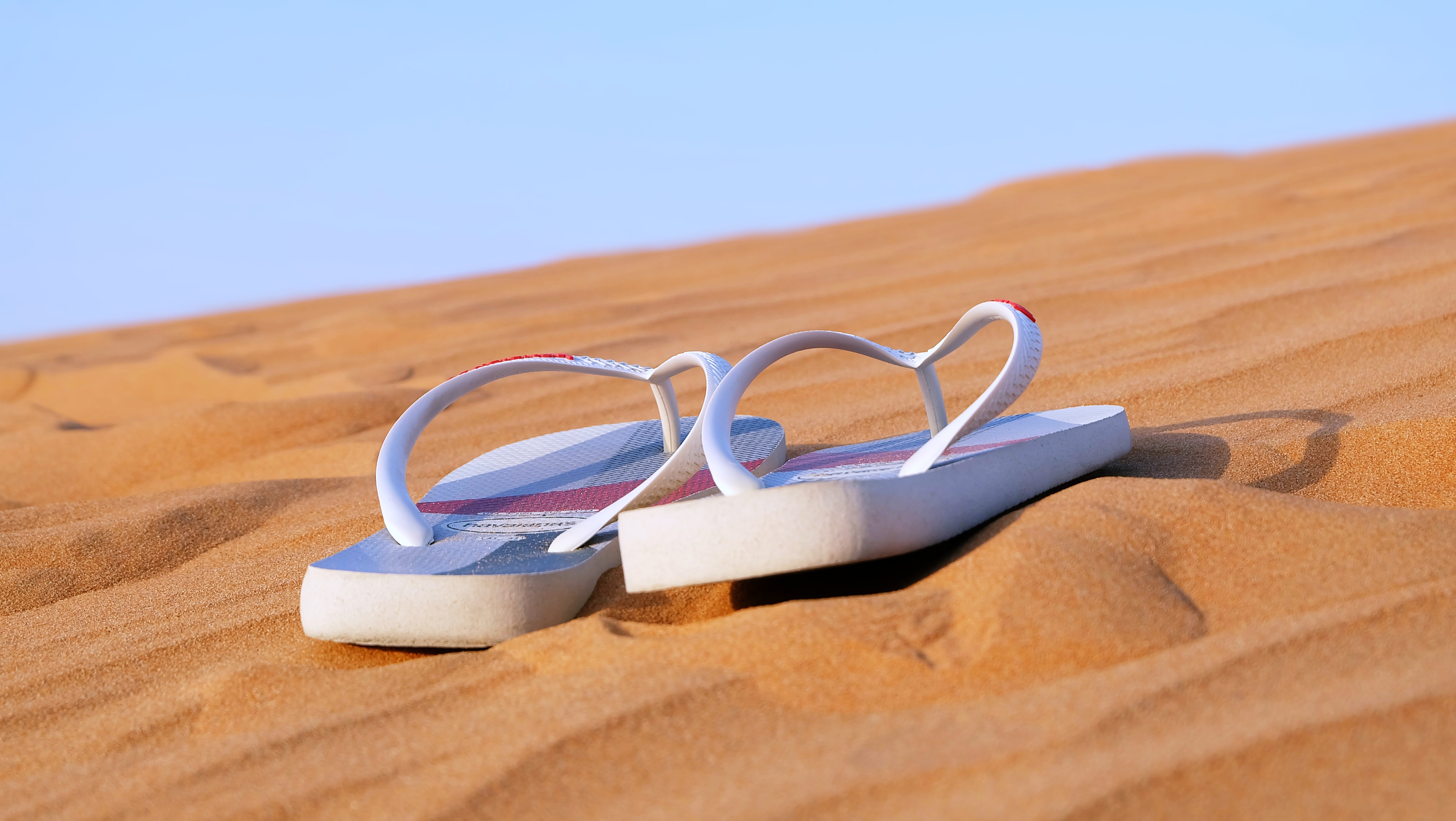 Desert Nature Sandal Sand Dune Thongs 4896x2760