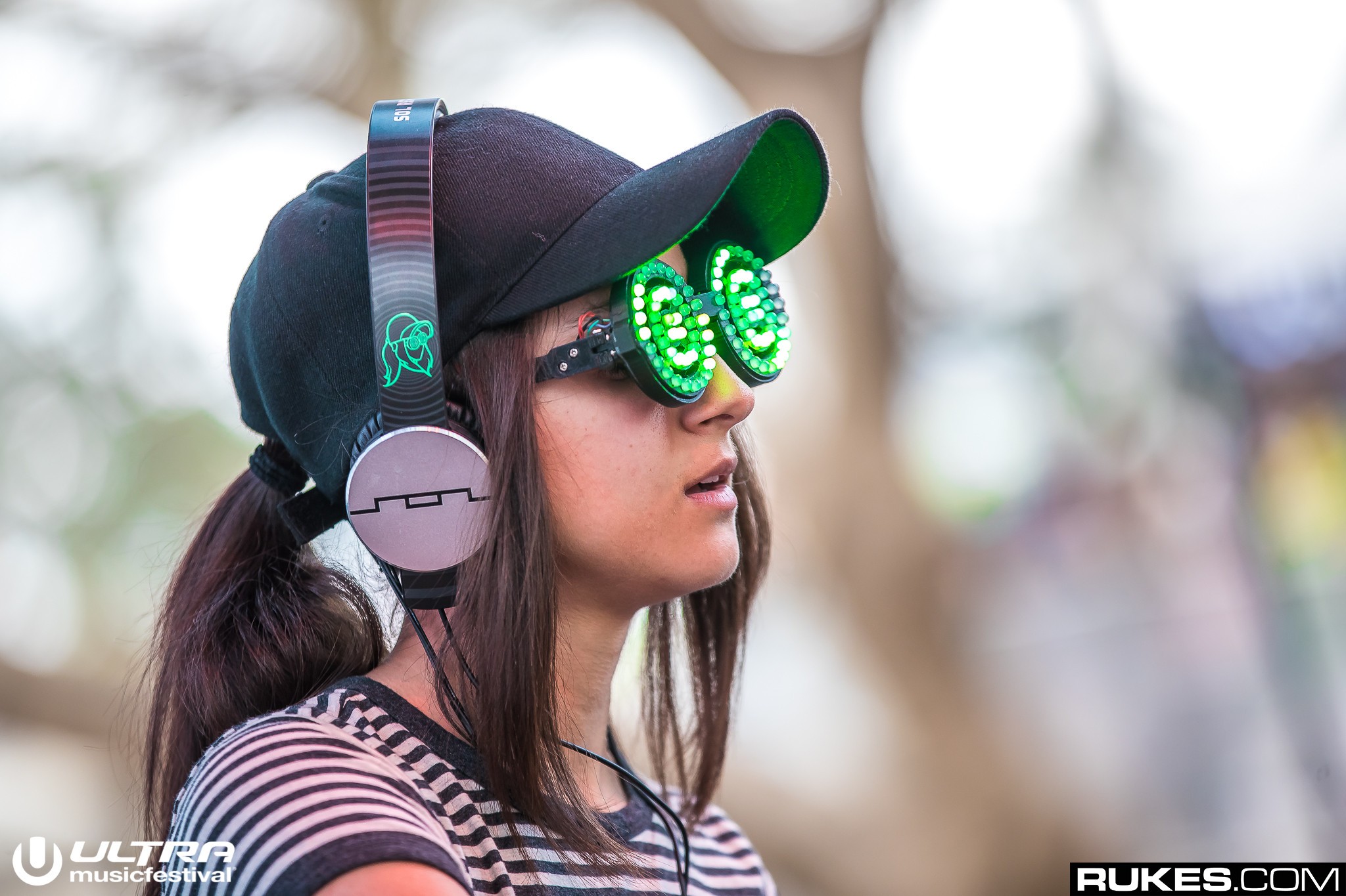 Ultra Music Festival Rukes Rezz Ponytail DJs Headphones Photography 2048x1365