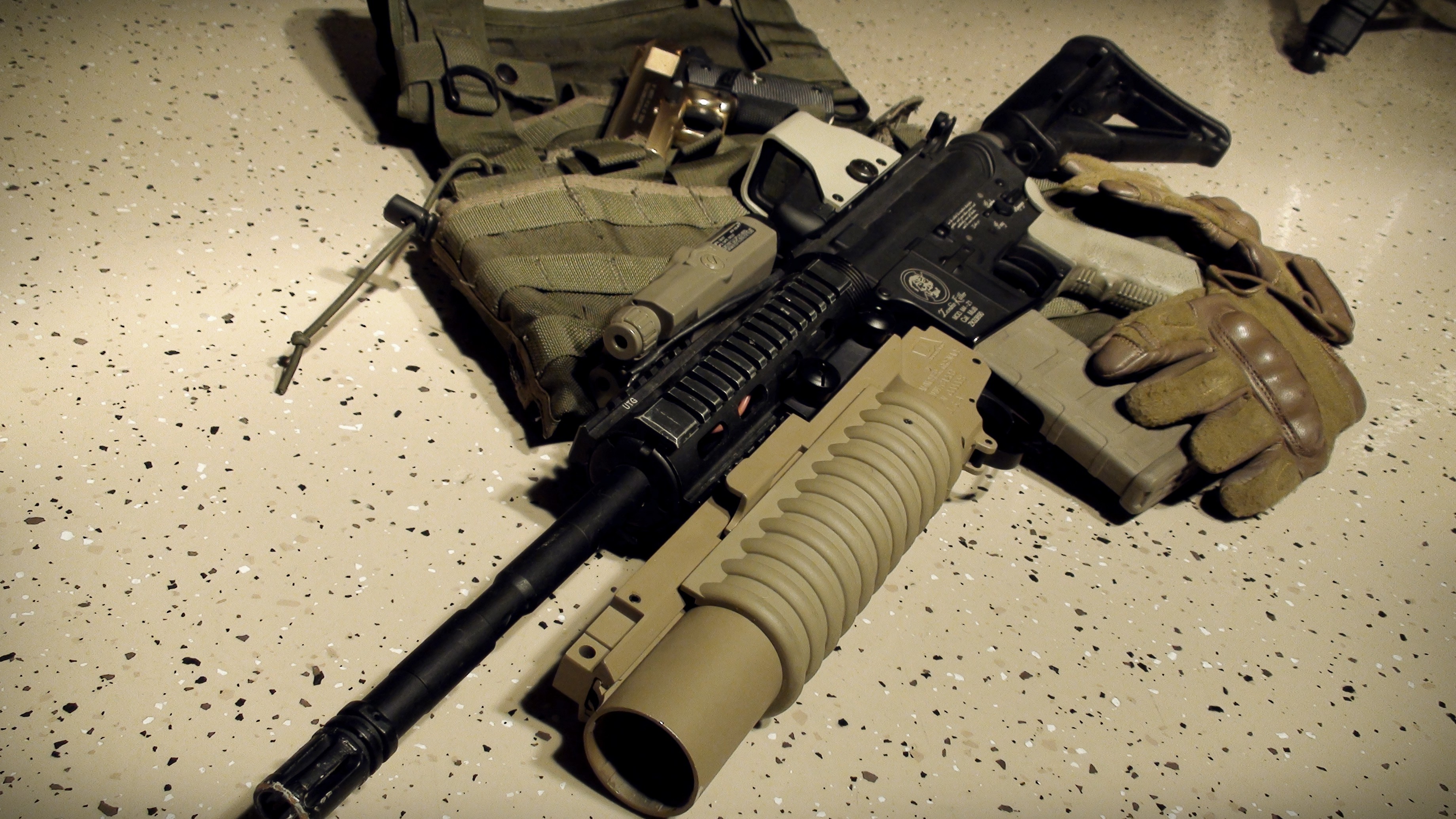 Weapon M4A4 Airsoft 3680x2070