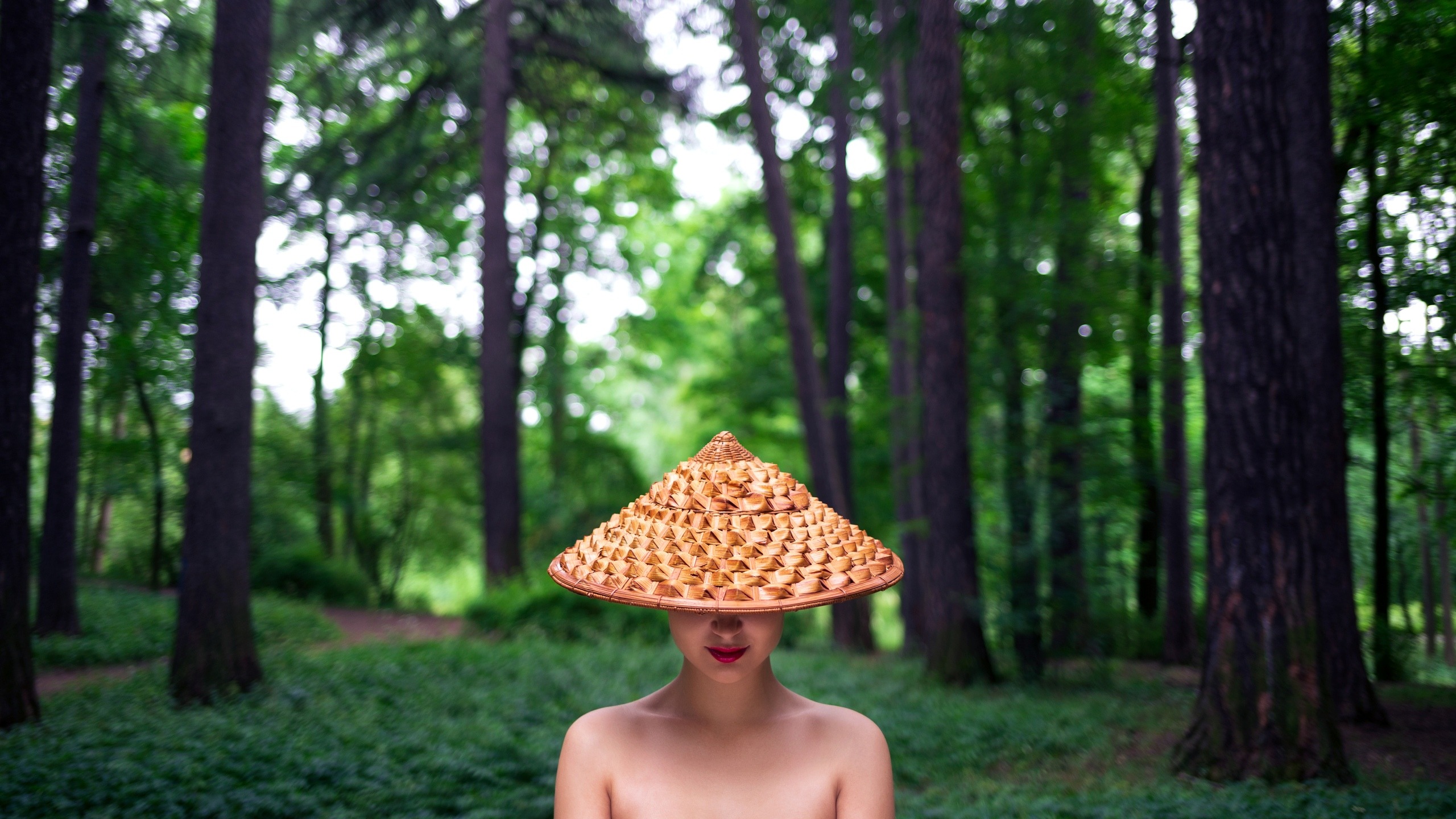 Women Model Portrait Red Lipstick Face Lips Bare Shoulders Trees Forest Outdoors Women With Hats Hat 2560x1440