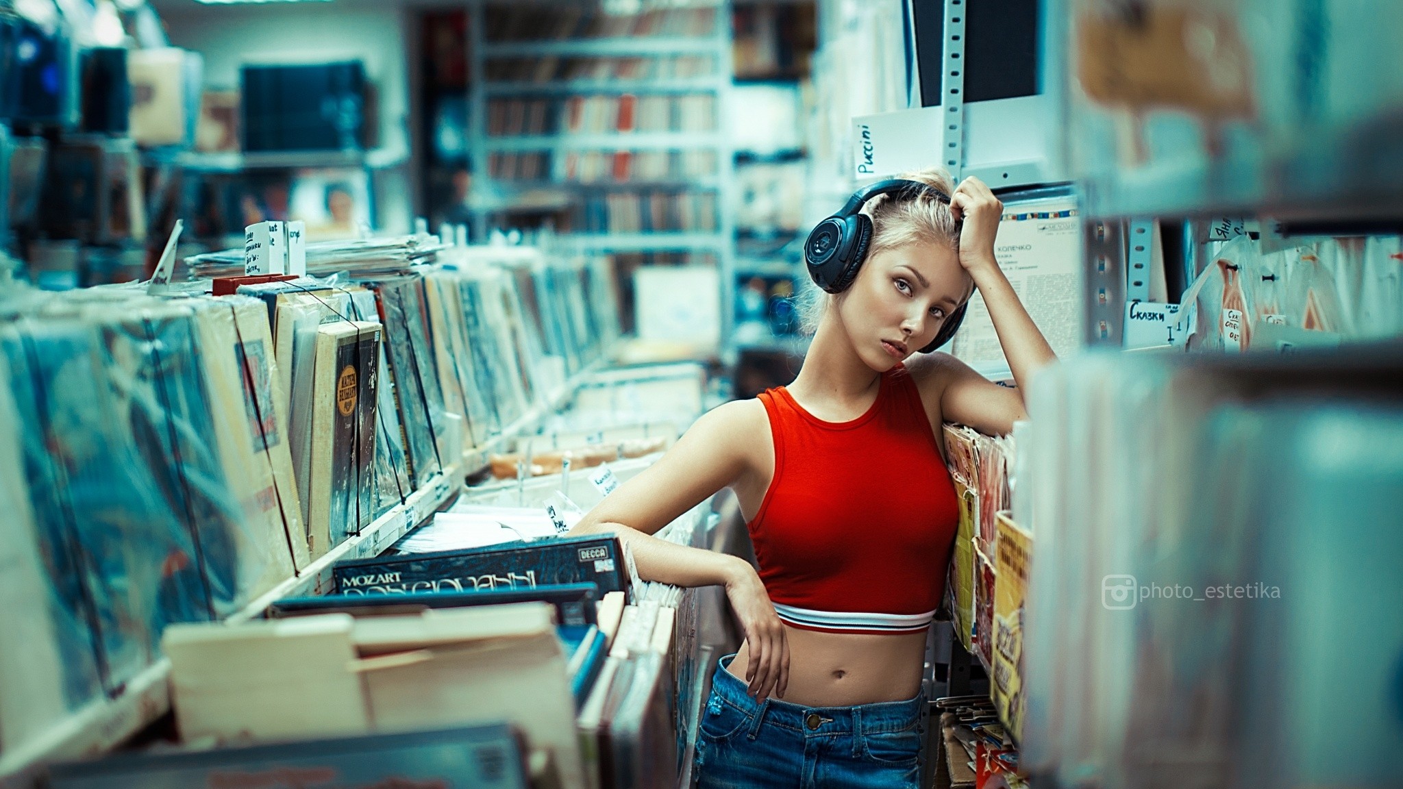 Women Blonde Portrait Headphones Hands On Head Library Albums Vinyl Alice Tarasenko Elena Starno Cya 2048x1152