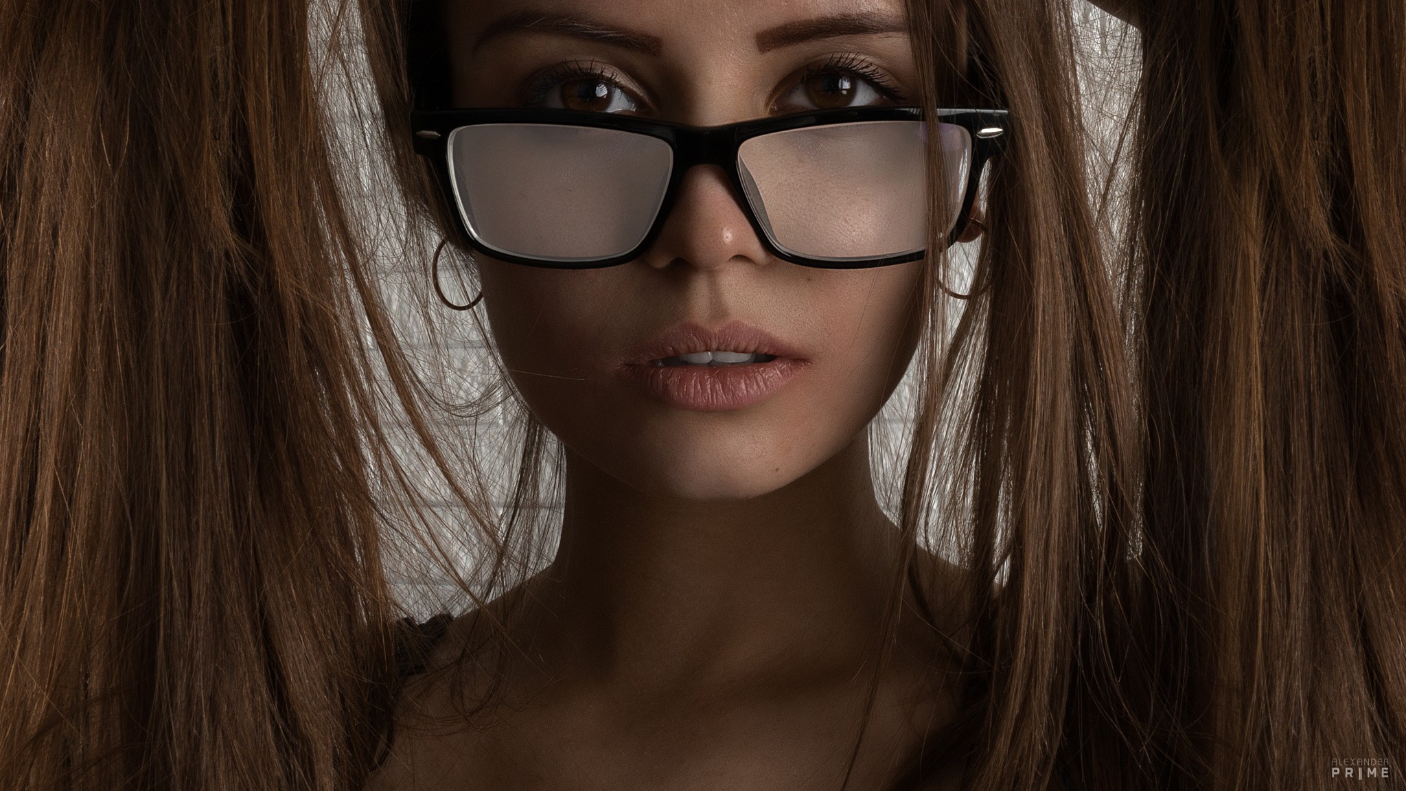Women Closeup Face Portrait Women With Glasses Alexander Prime 2048x1152