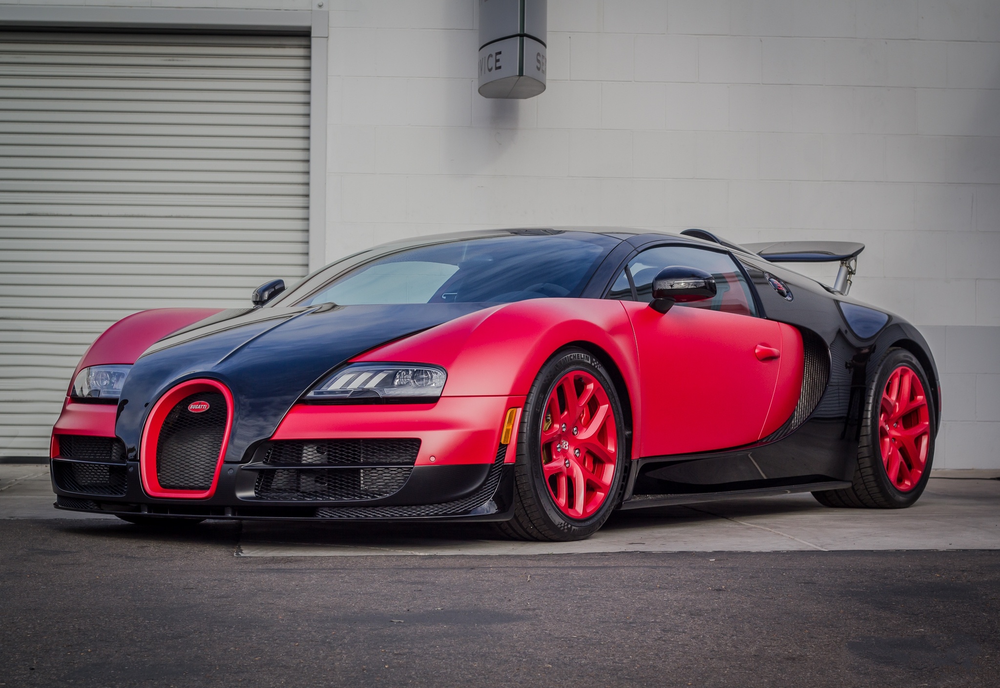 Bugatti Bugatti Veyron Sport Car 2048x1410