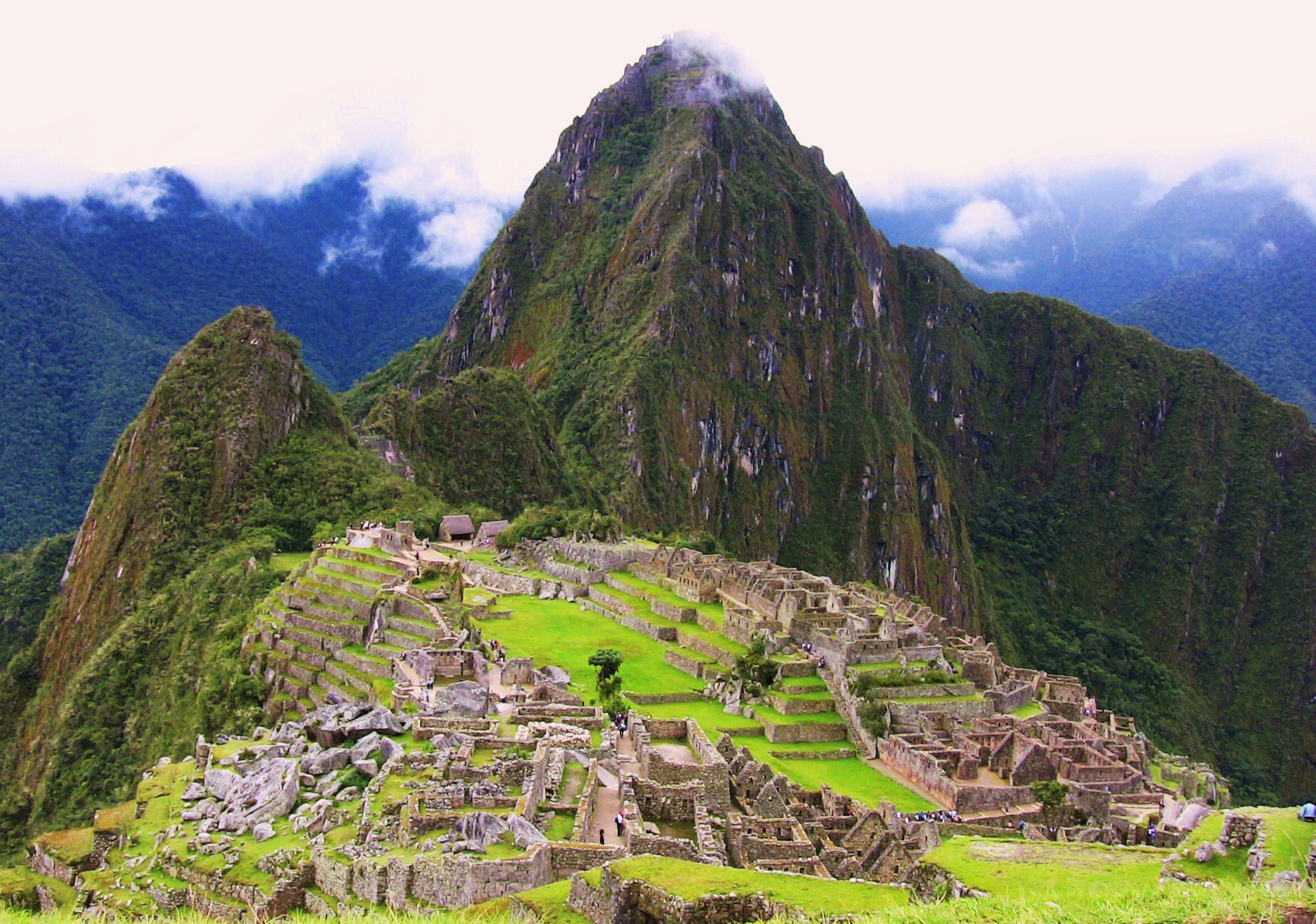 Machu Picchu Peru Andes Mountain Landscape 1983x1393