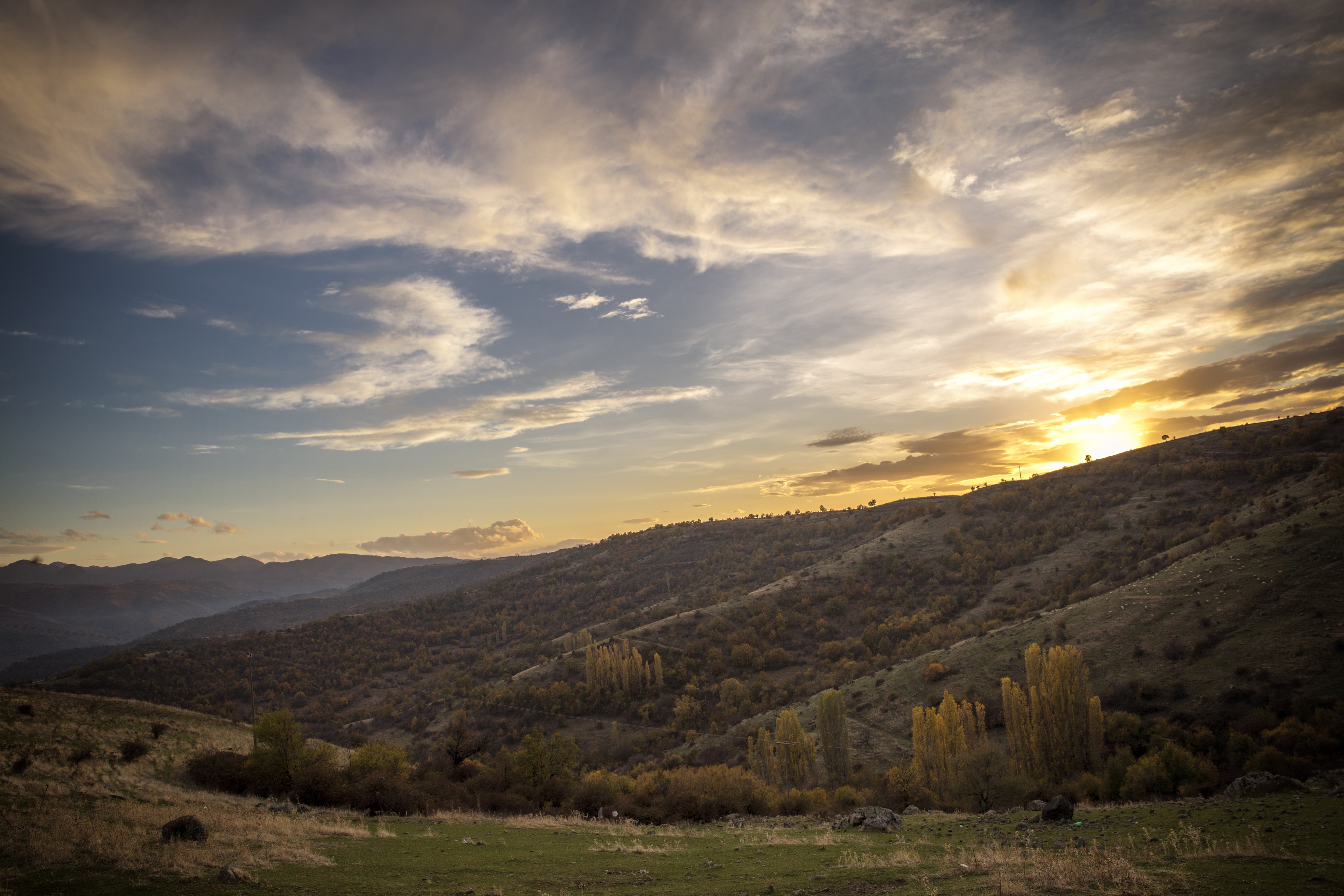 Outdoors Sunset Landscape Hills Pantograph 5472x3648