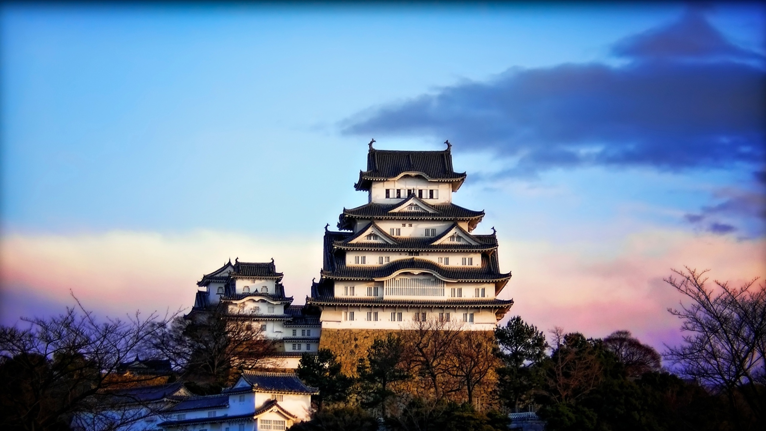 Himeji Castle Japan Sunrise 2560x1440