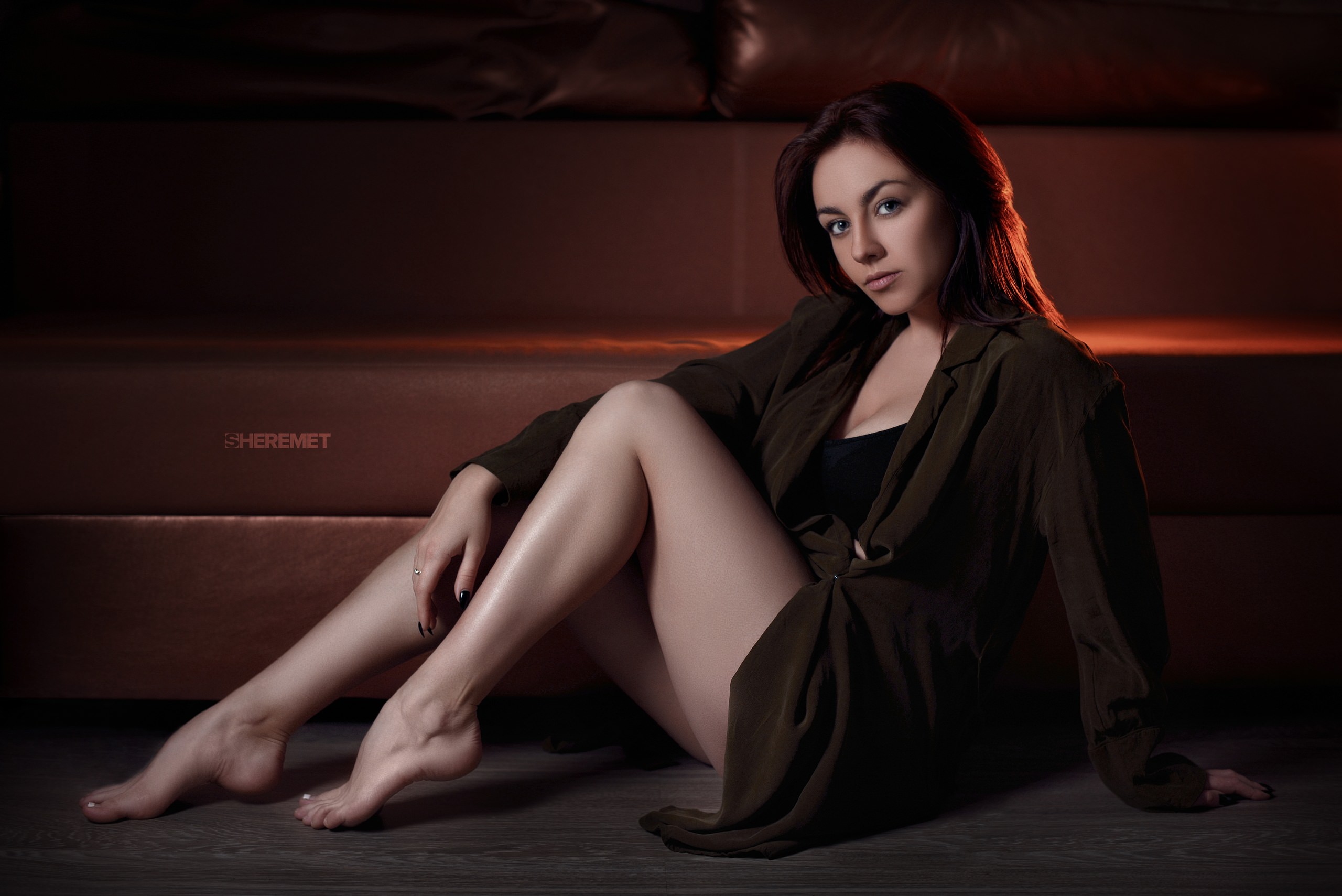 Women Sitting Couch Black Nails Legs On The Floor Ivan Sheremet Model Brunette Women Indoors Barefoo 2560x1709