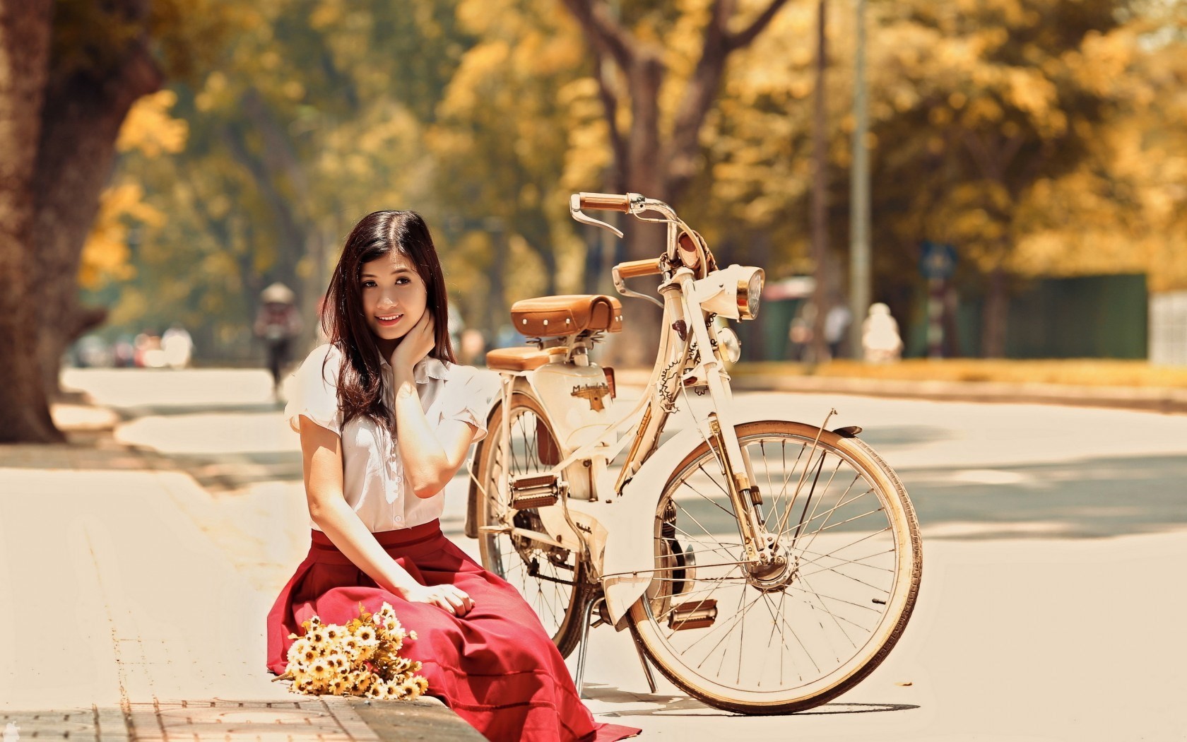 Women With Bikes Asian Women Women With Bicycles Bicycle Urban Model 1680x1050