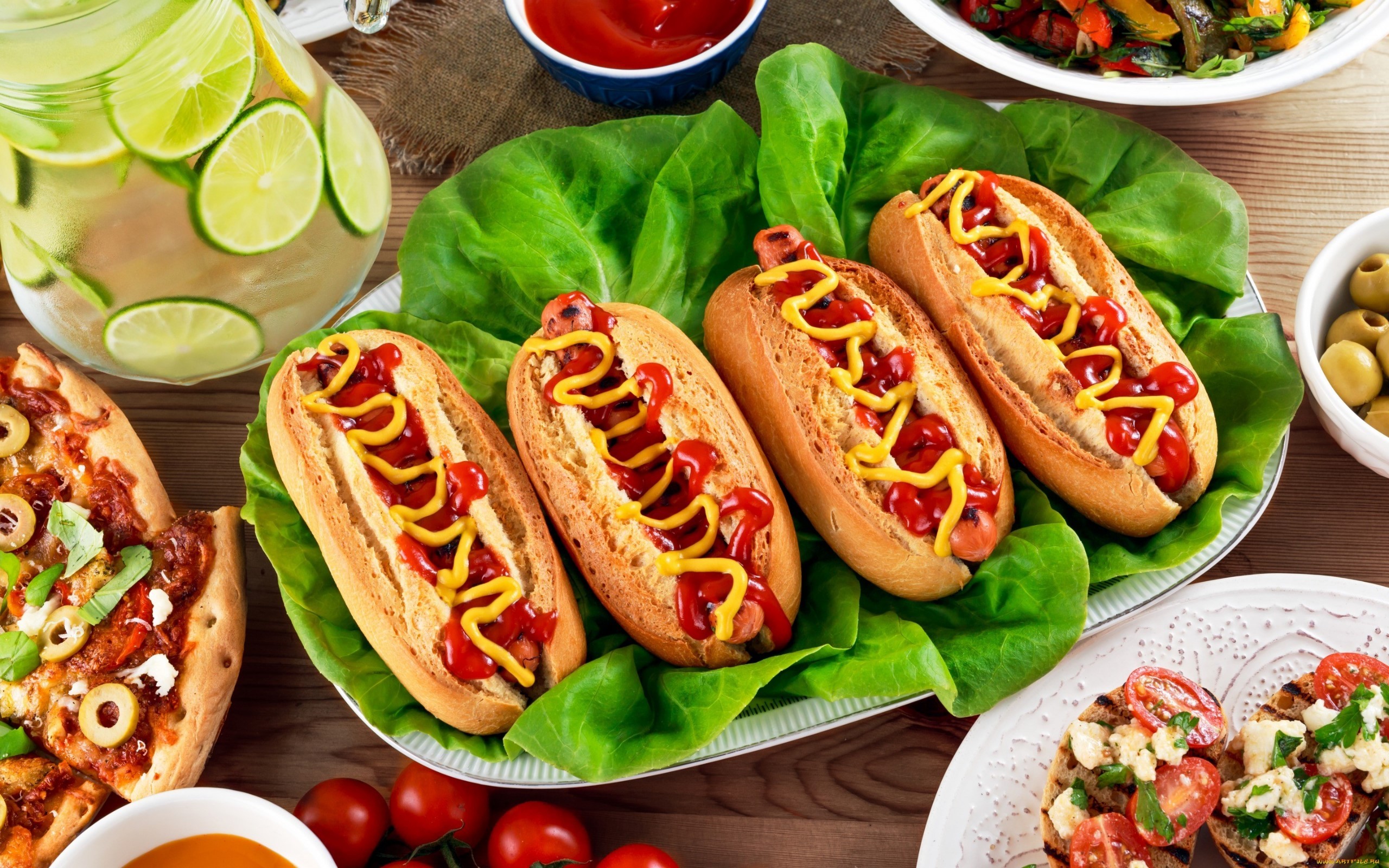 Hot Dogs Food Salad Tomatoes Pizza Limes Olives 2560x1600