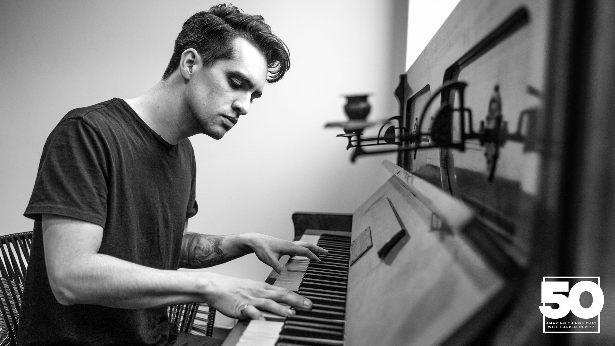 Panic At The Disco Brendon Urie Emo Piano Music Pianists Men Musical Instrument 2000x1125