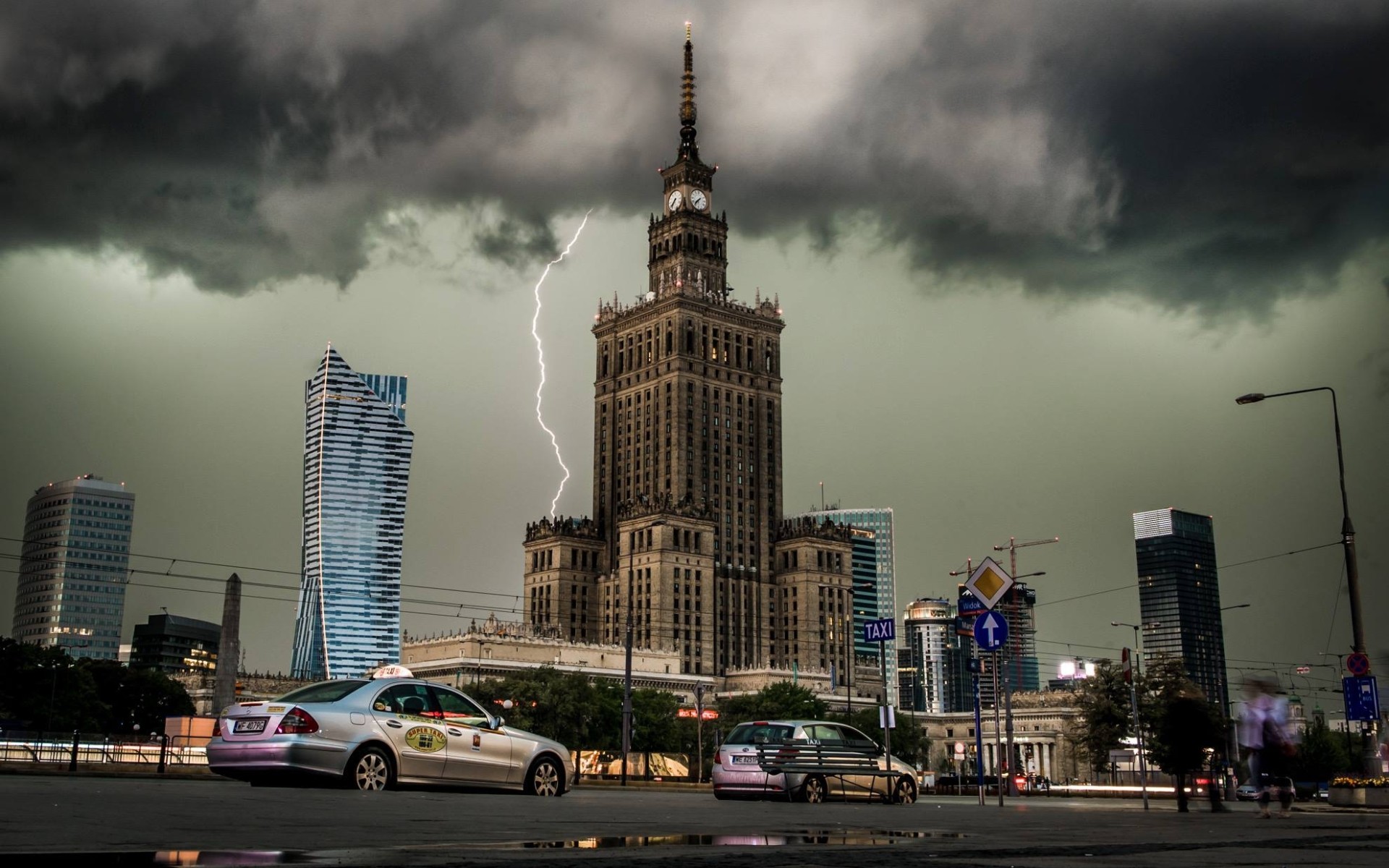 City Cityscape Clouds Lightning Building Architecture Car Clock Tower Warsaw Poland Poland Polish Pa 1920x1200