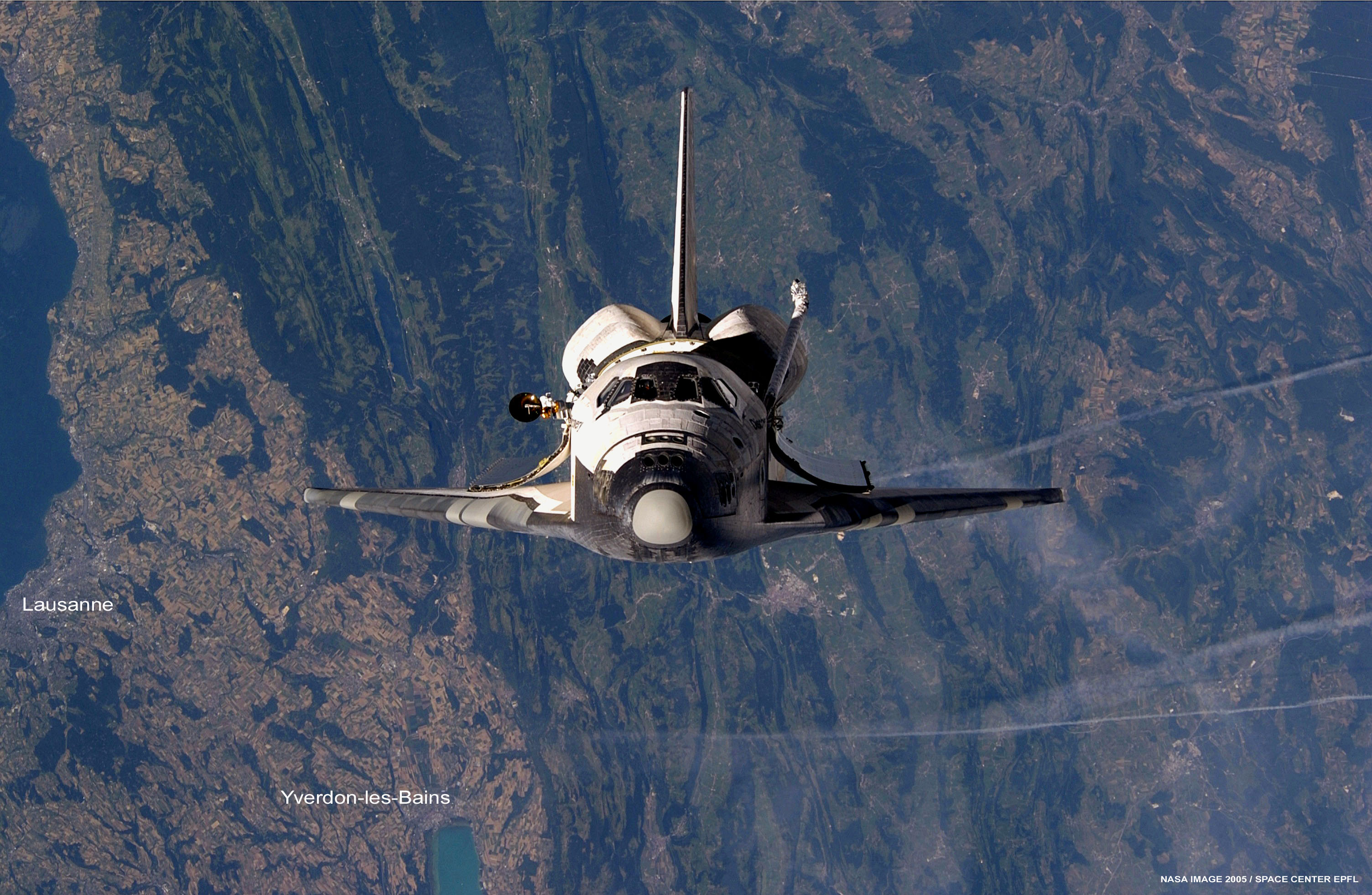 Vehicles Space Shuttle Discovery 3008x1961