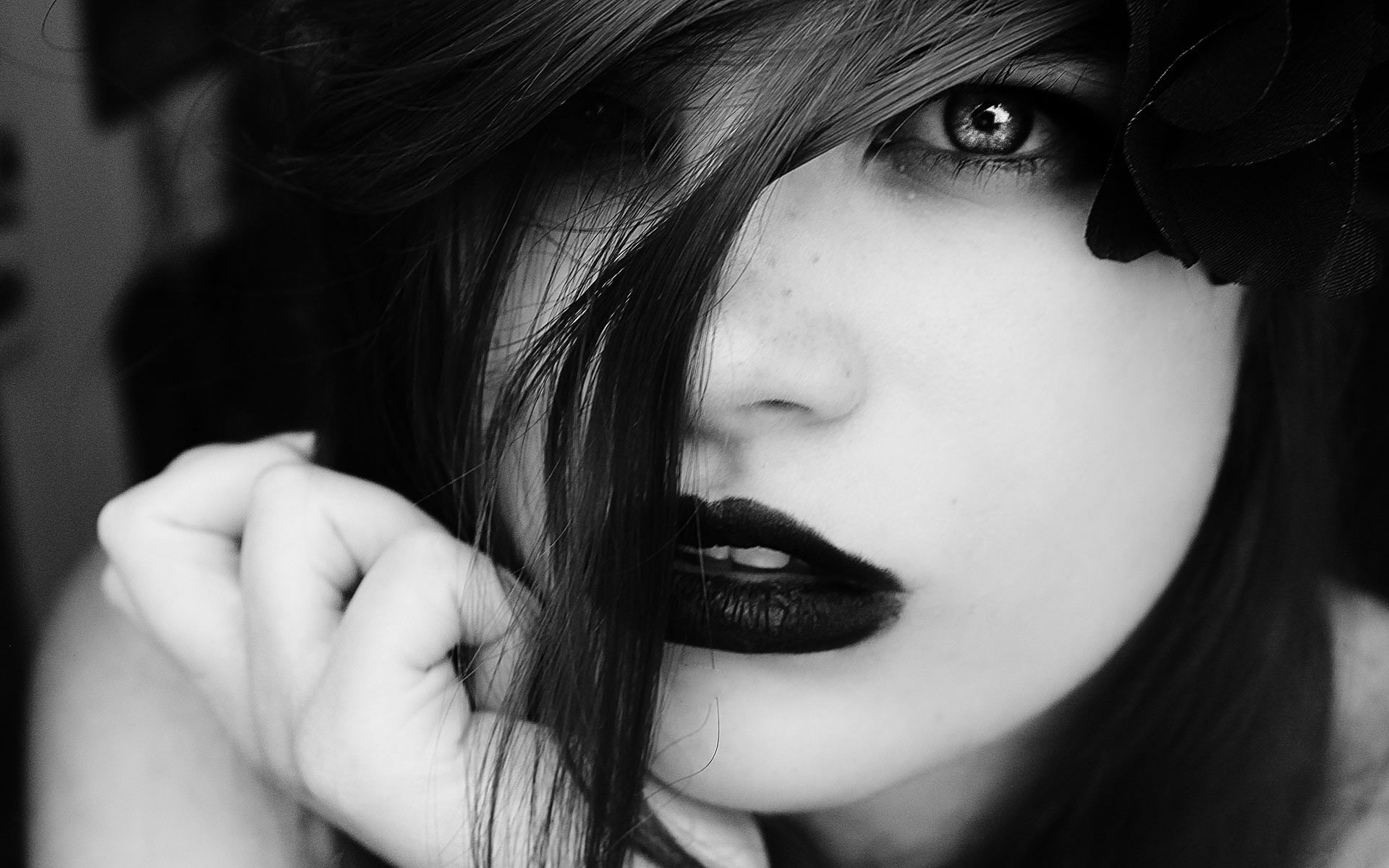 Women Monochrome Black Lipstick Hair In Face Face Portrait Hands 1920x1200
