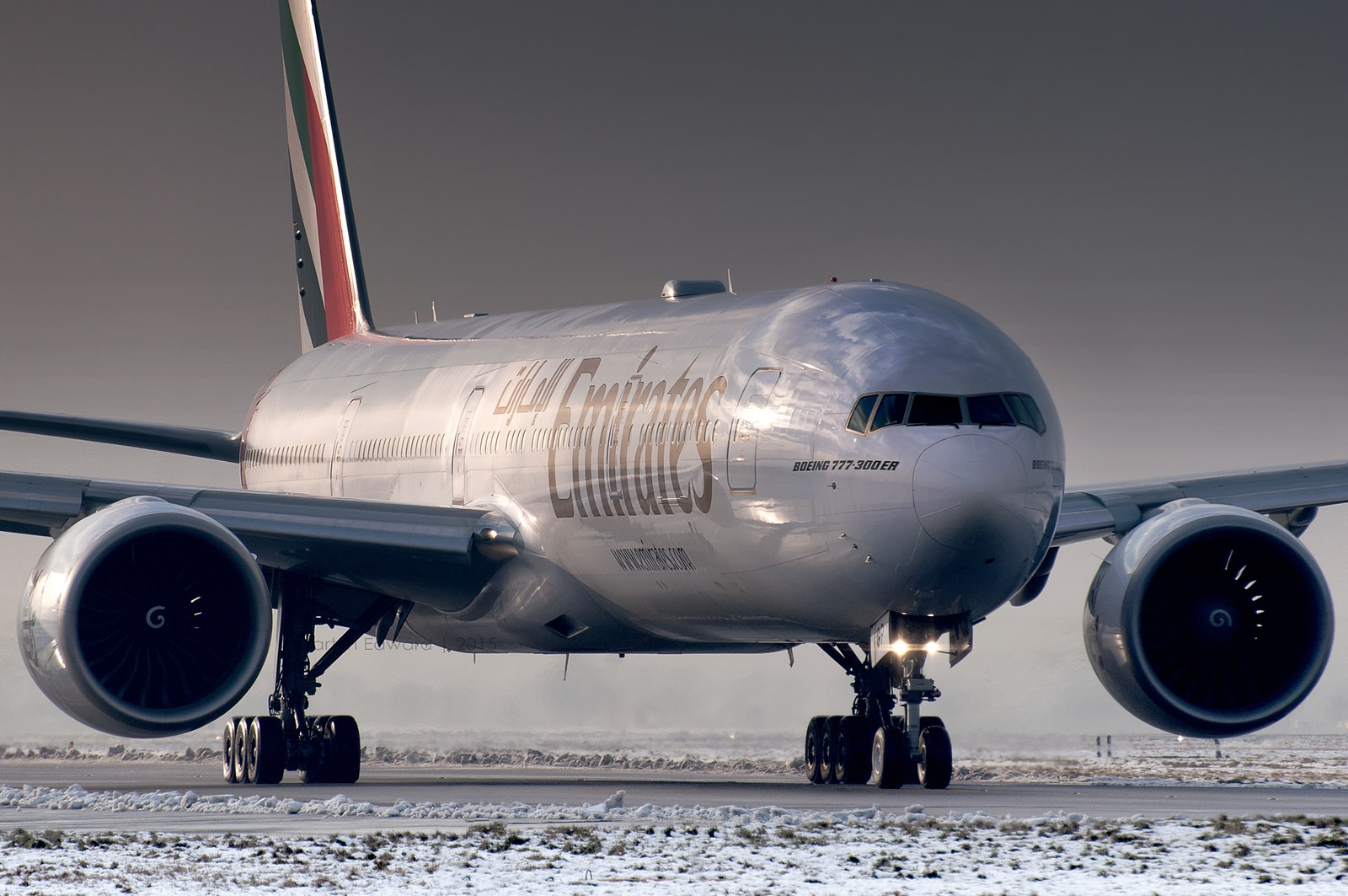 777 300ER Planes Boeing Emirates Airplane Depth Of Field Winter Snow Boeing 777 1600x1063