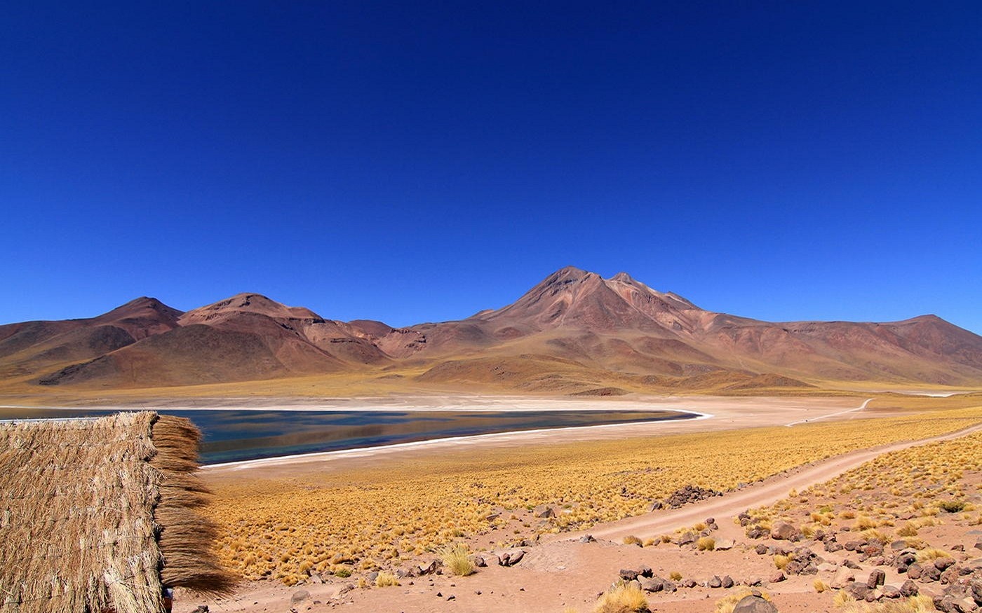 Nature Landscape Atacama Desert Chile Lake Hut Dirt Road Mountains Shrubs Blue Desert 1400x875