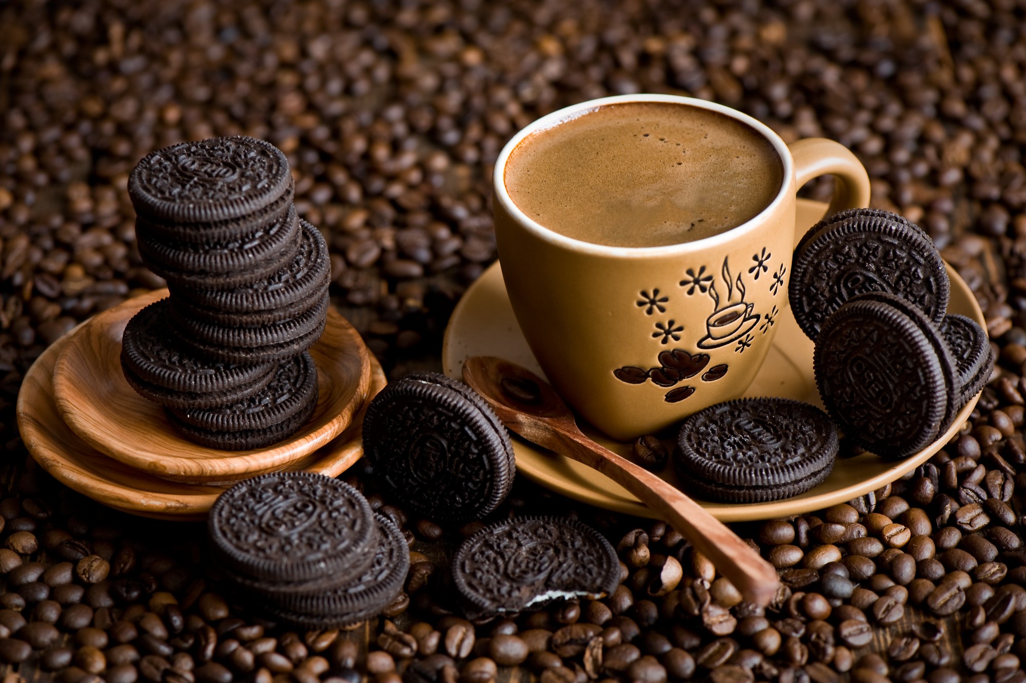 Oreos Coffee Beans Coffee 2000x1331