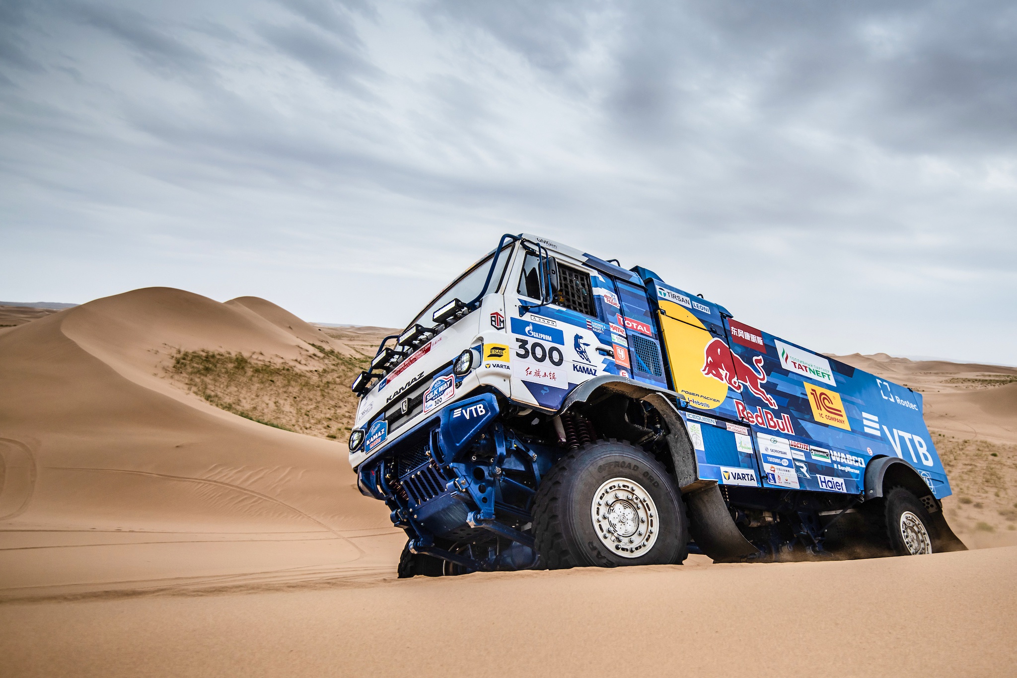 Rally Desert Racing Truck Vehicle Kamaz Dakar Rally 2048x1365