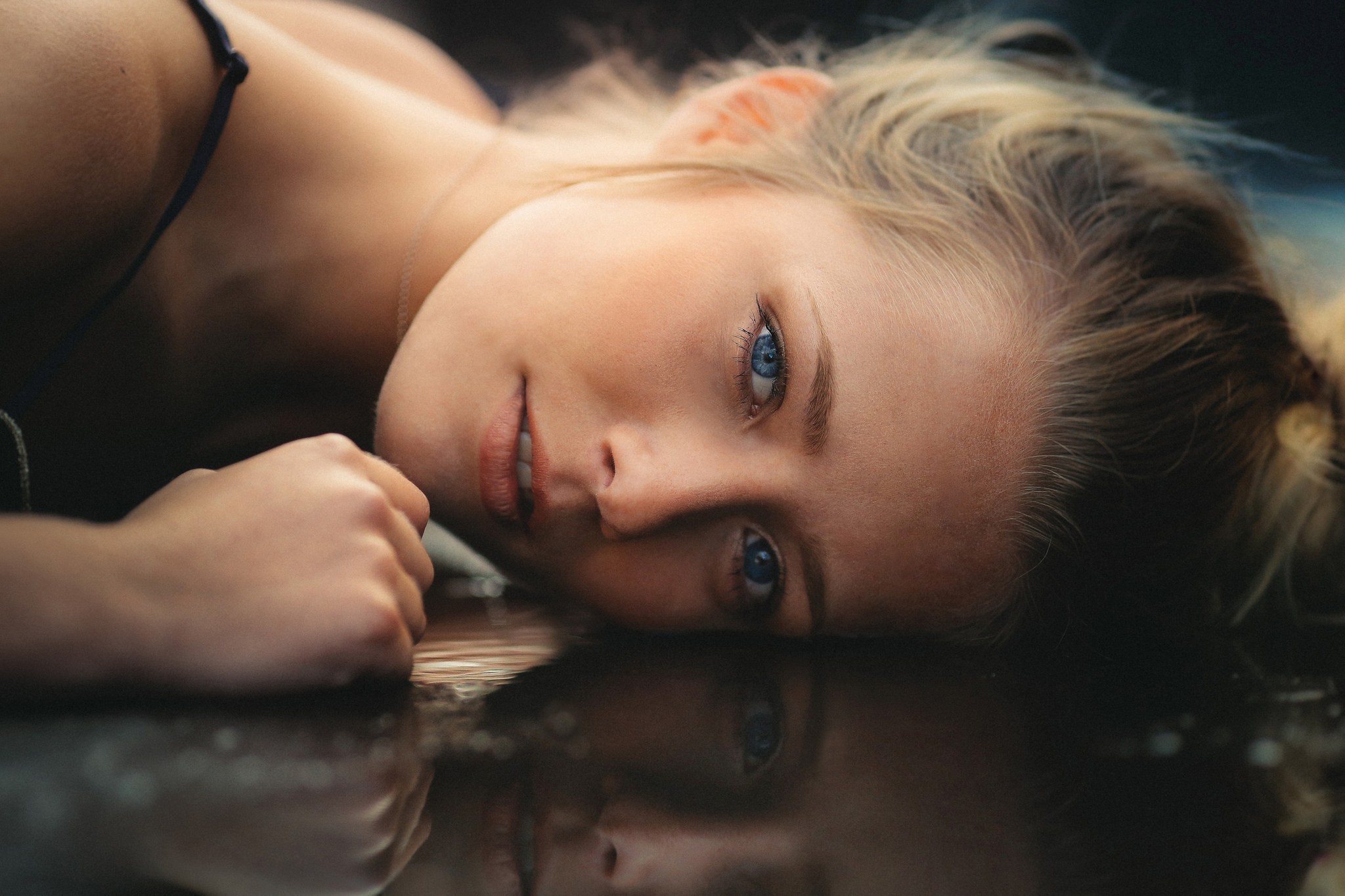 Women Blonde Face Portrait Water Reflection David Olkarny Blue Eyes Women Blonde Blue Eyes Meline Ca 2048x1365