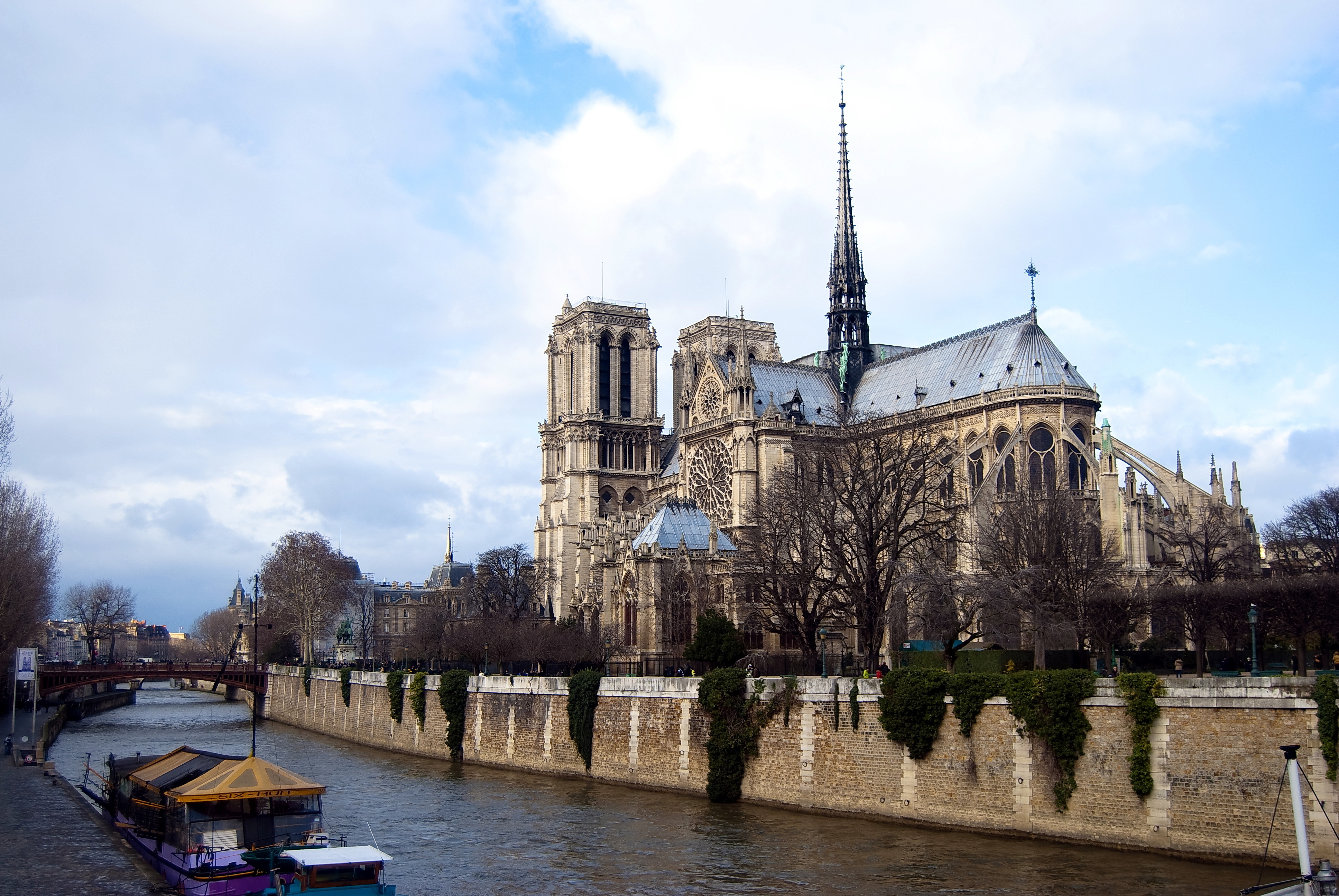 Notre Dame De Paris Cathedral Church 3872x2592