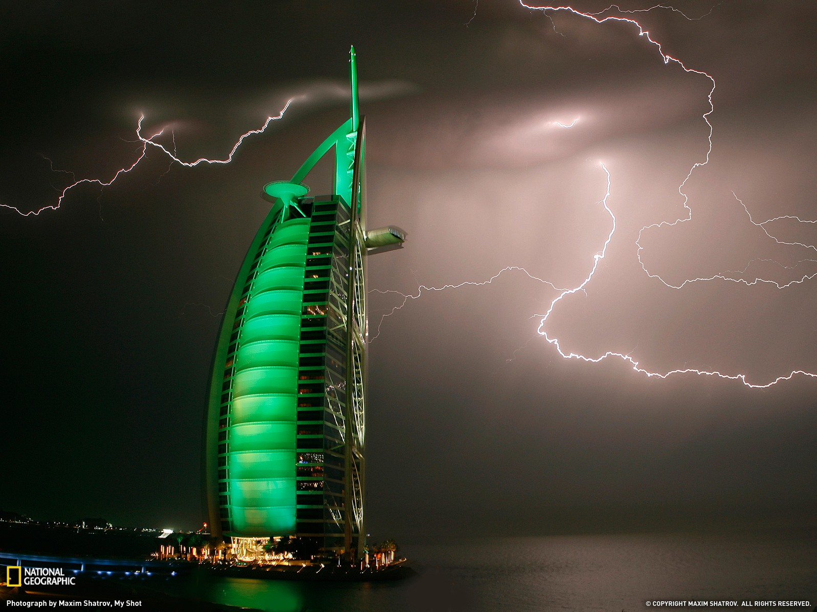 National Geographic Burj Al Arab Lightning Building Dubai Storm 1600x1200