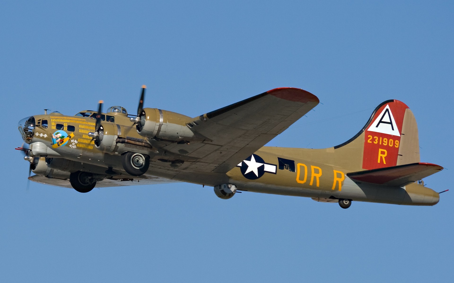 Boeing B 17 Flying Fortress Star Engine Bomber Strategic Bomber Military 1920x1200