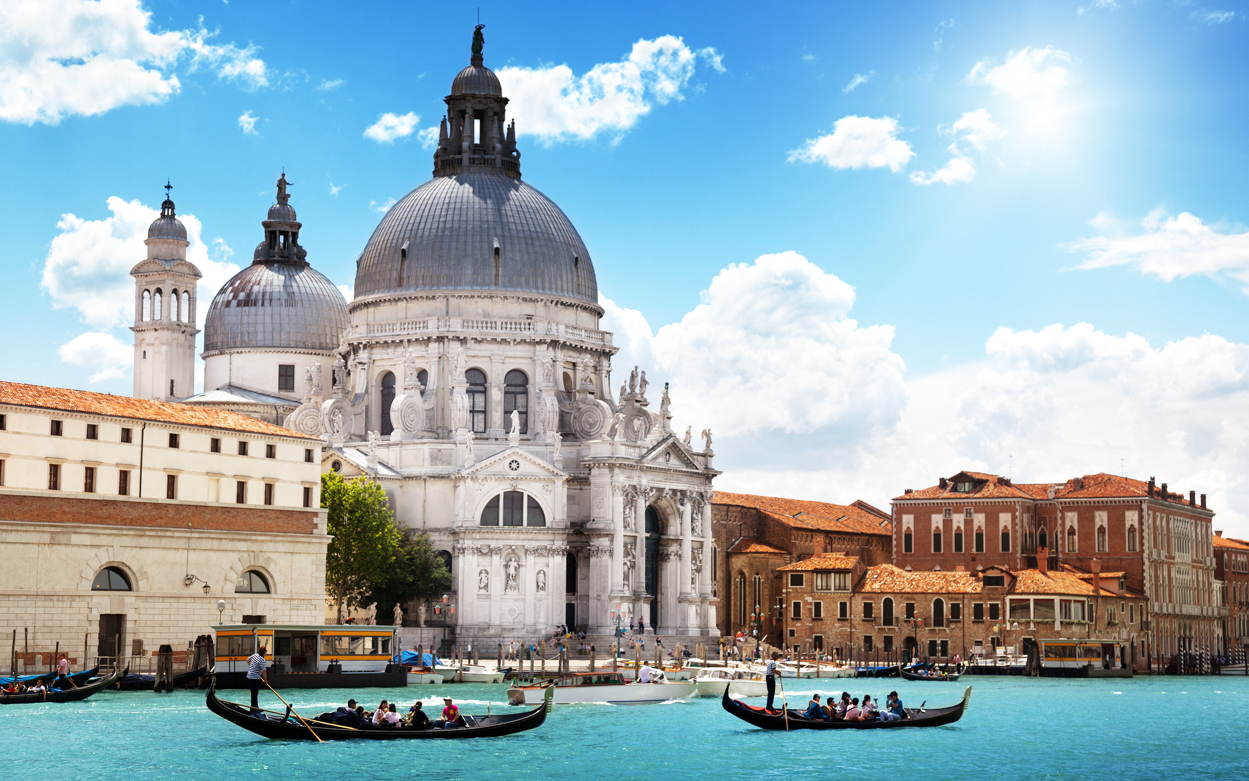 Venice Italy Cityscape Gondolas Water 2560x1600