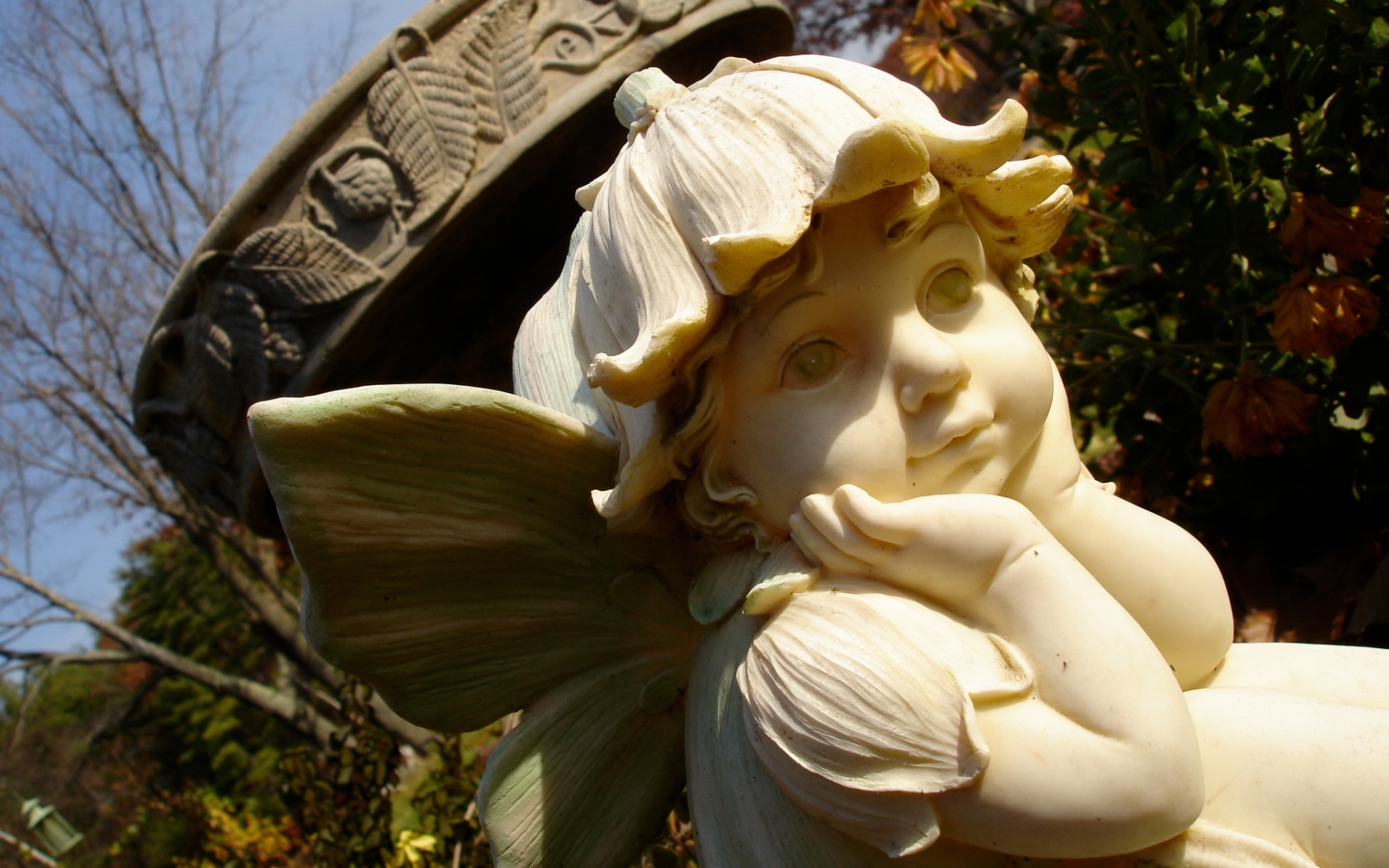 Man Made Cherub Statue 1920x1200