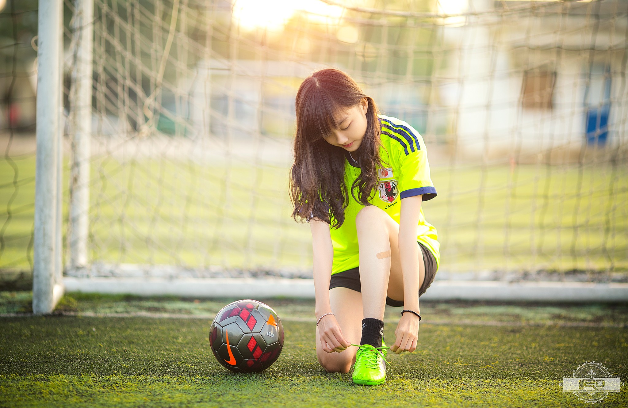 Soccer Soccer Girls 2048x1331
