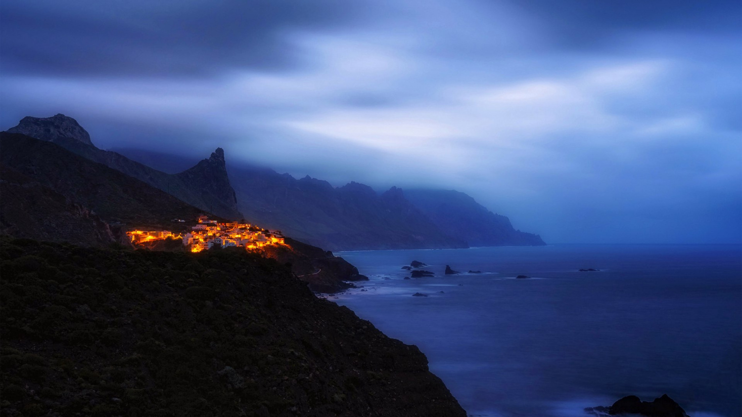 Nature Landscape Water Mist Tenerife Rock Cliff Coast Evening Village Sea Lights Long Exposure 1500x844