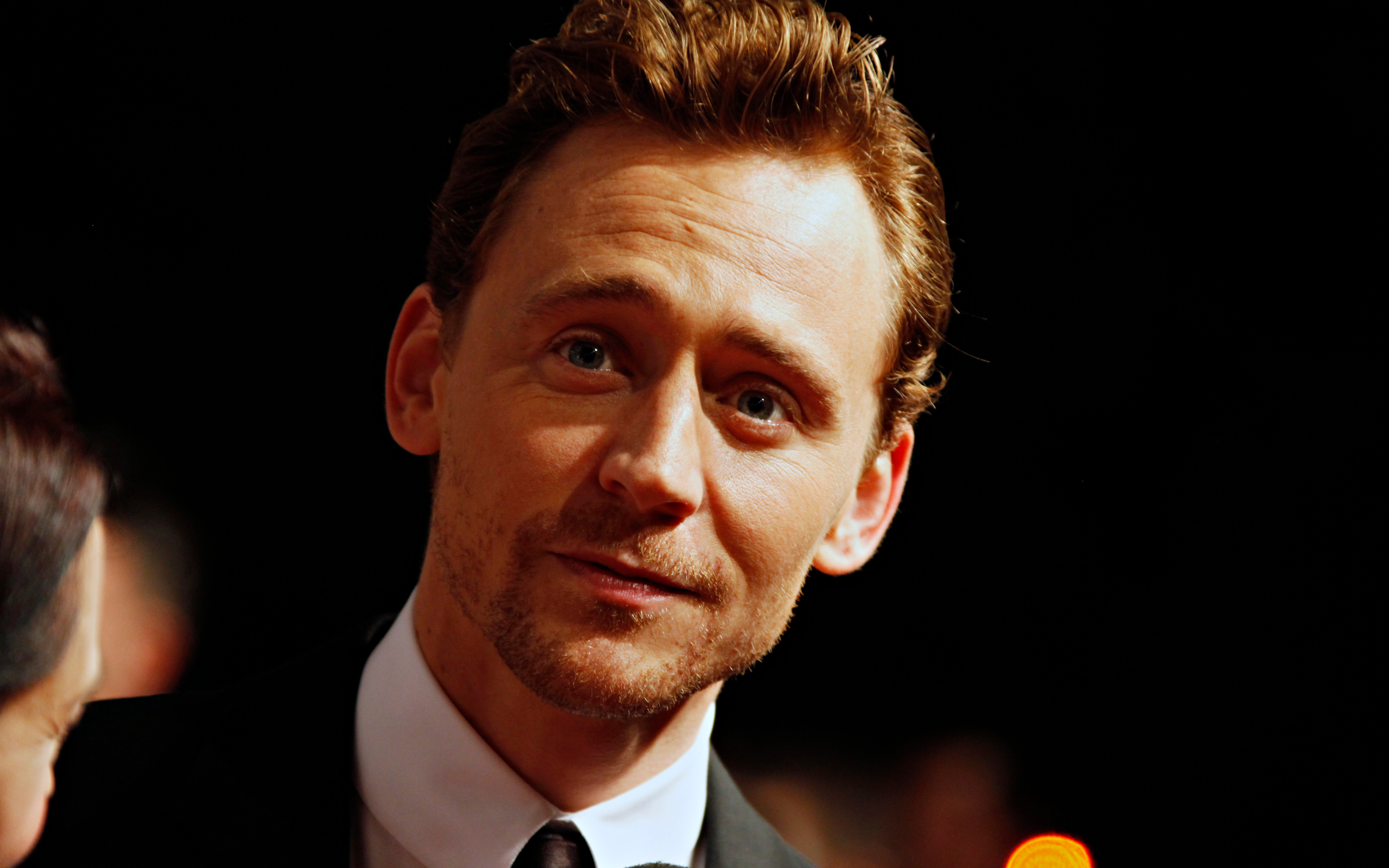 Tom Hiddleston Actor English 3200x2000