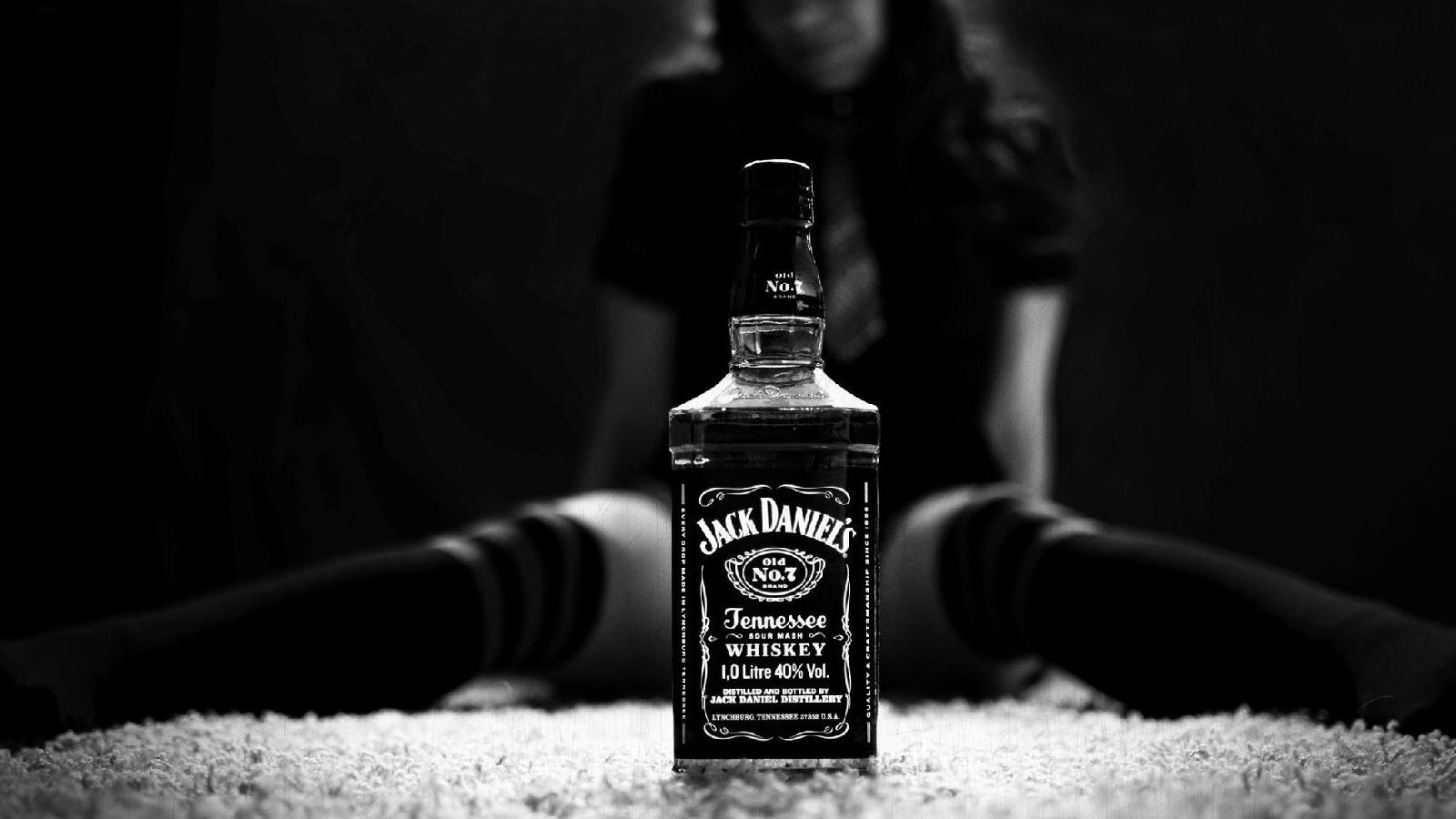 White Black Jack Daniels Alcohol 1600x900