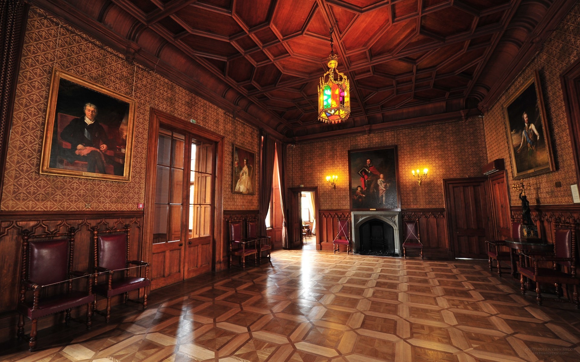 Interior Room Indoors Painting Wooden Surface Ancient Door Chandeliers Castle Crimea Chair 1920x1200