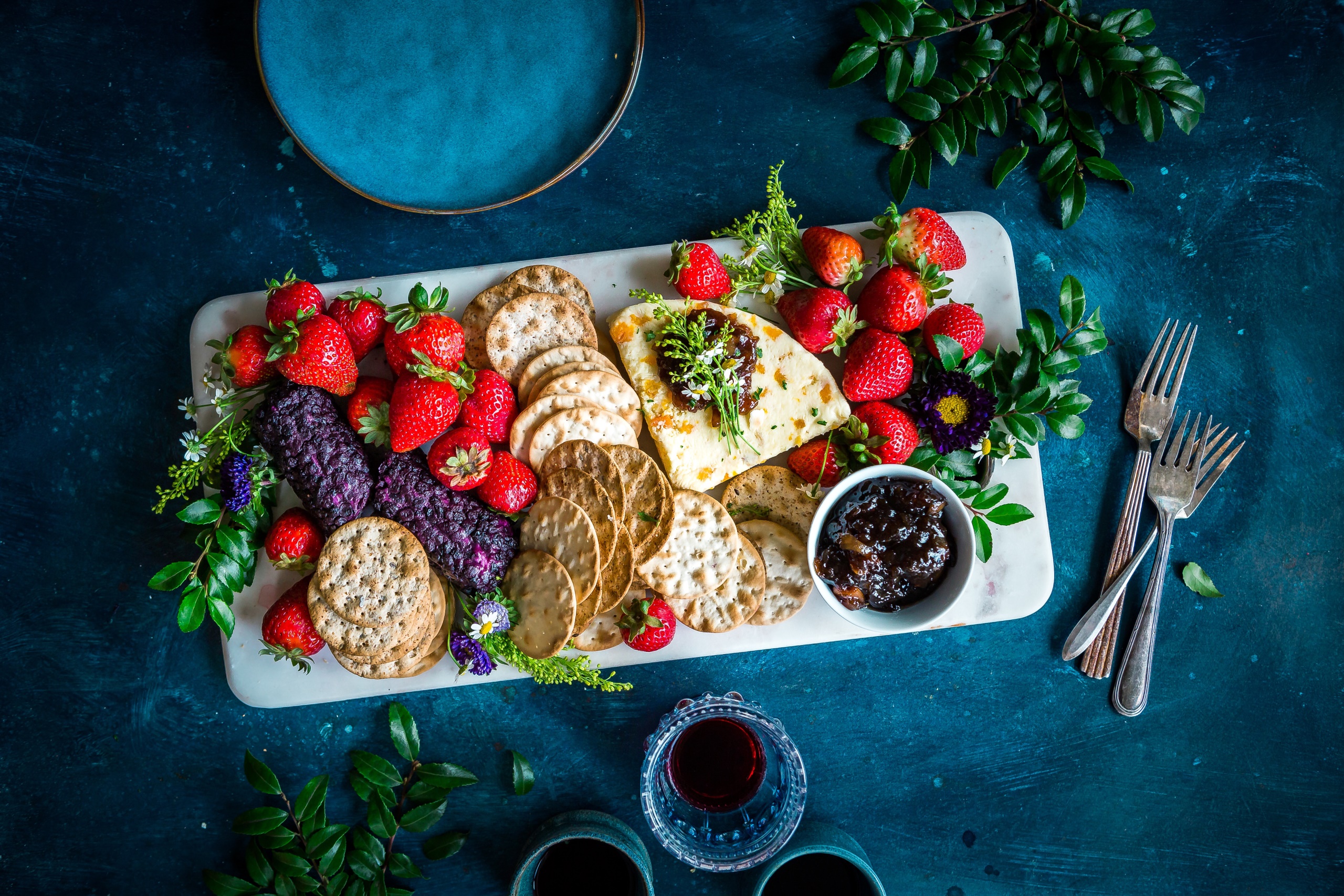 Cheese Wine Berries Blue Food Fruit Biscuit Strawberries 2560x1707