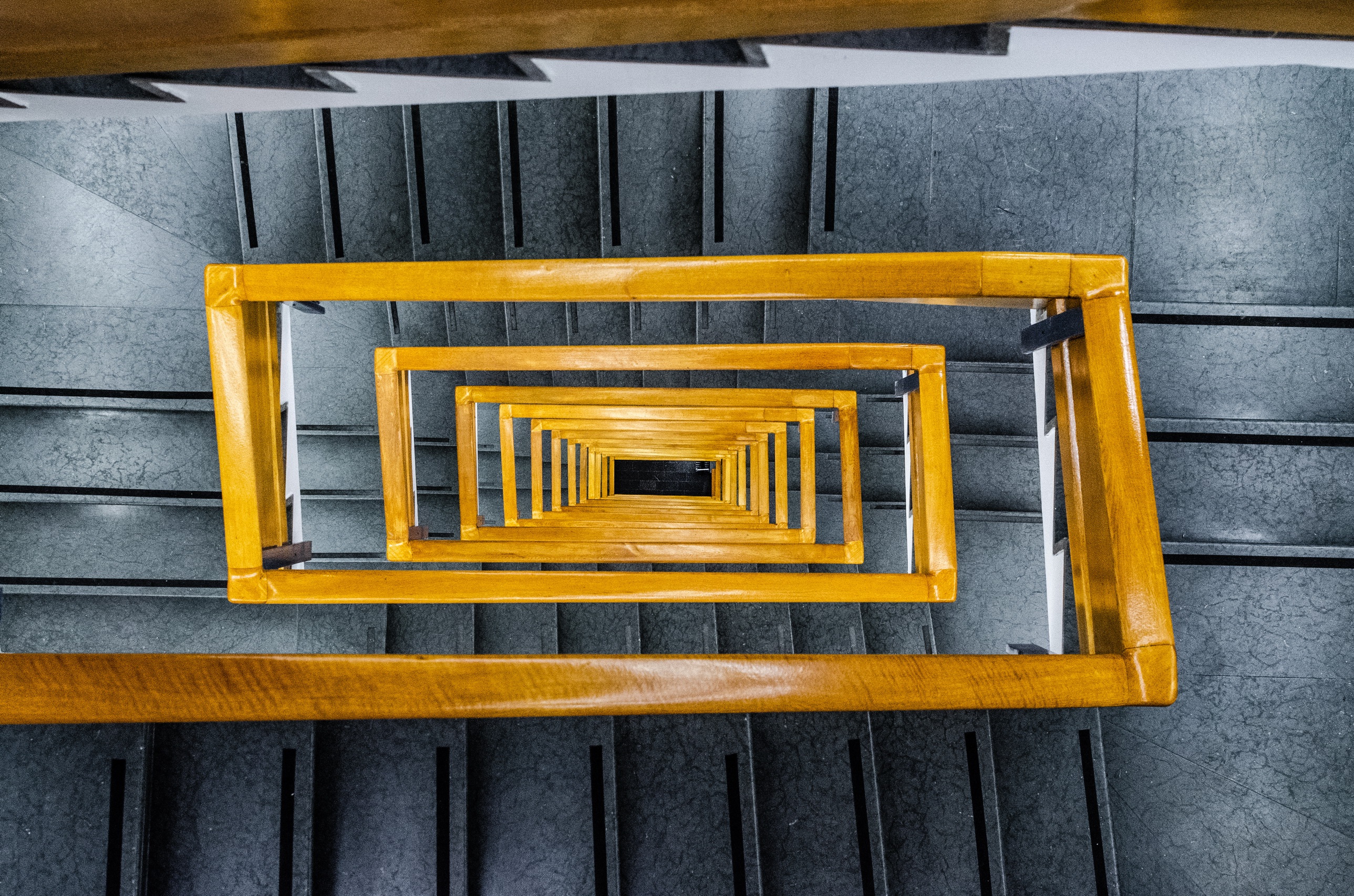 Building Stairway Stairs Indoors Yellow 2577x1707