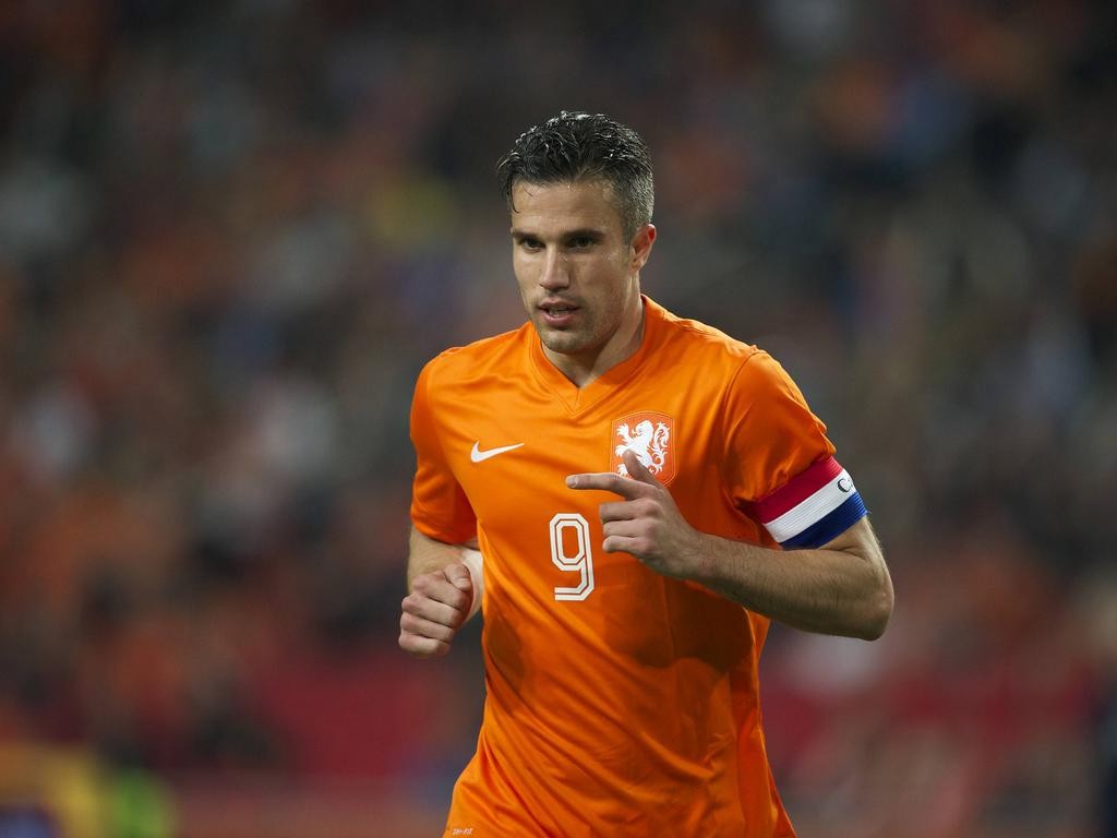 Netherlands Robin Van Persie Captain 1024x768