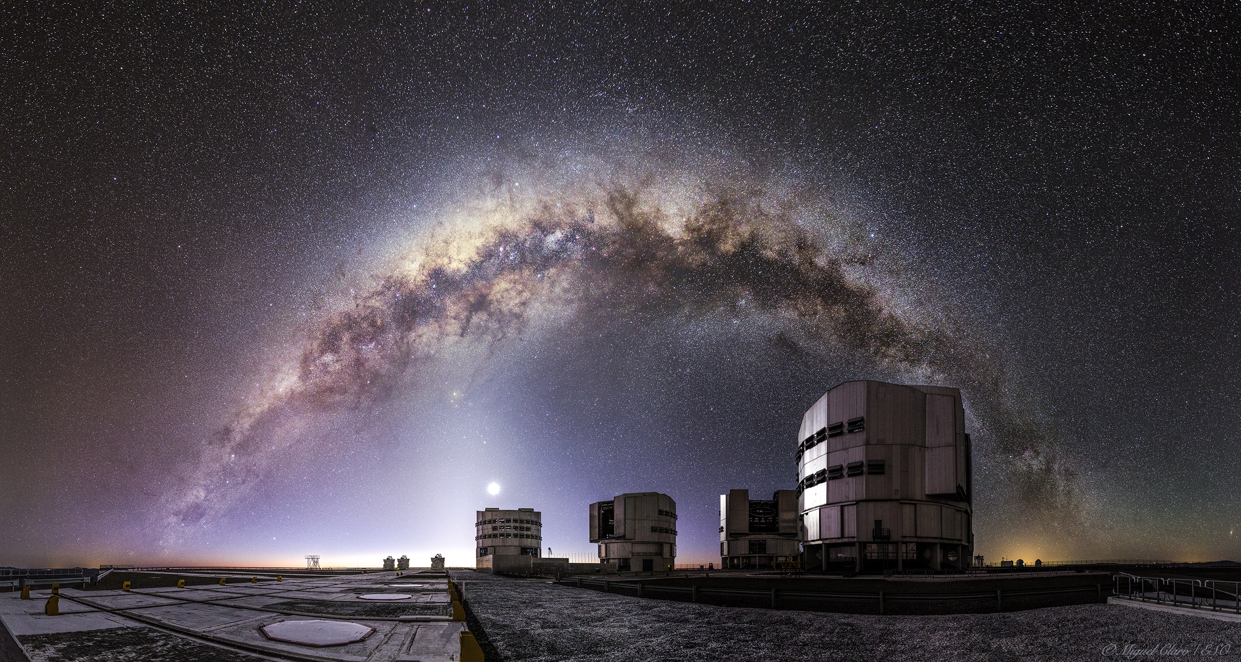 Nature Landscape Milky Way Night Stars Starry Night Telescope Atacama Desert Chile Building Moon Obs 2500x1334